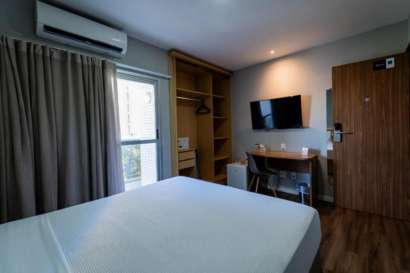 Photo of the whole room, Bed in Nobile Suites Diamond