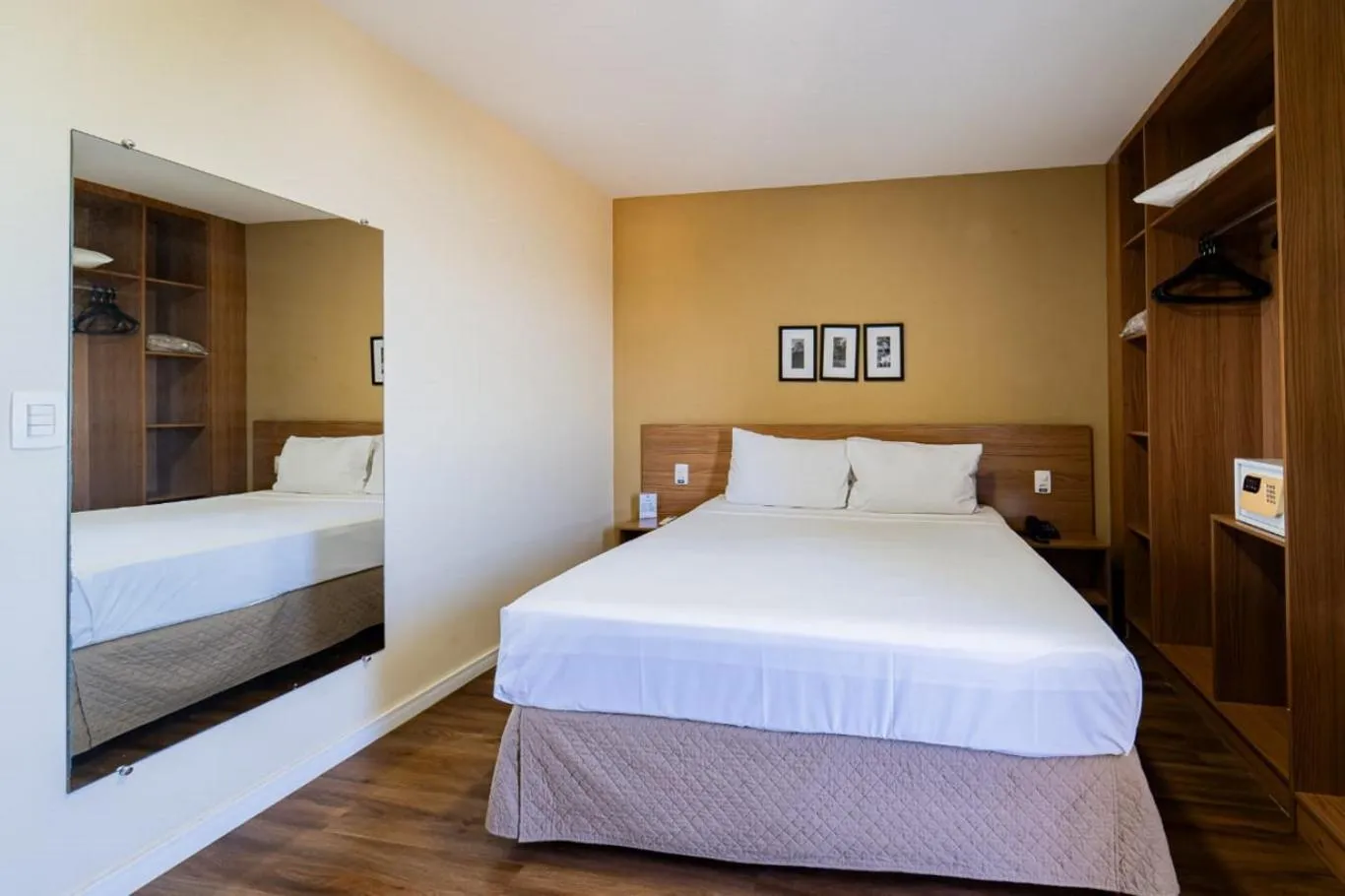 Bed in Nobile Suites Diamond