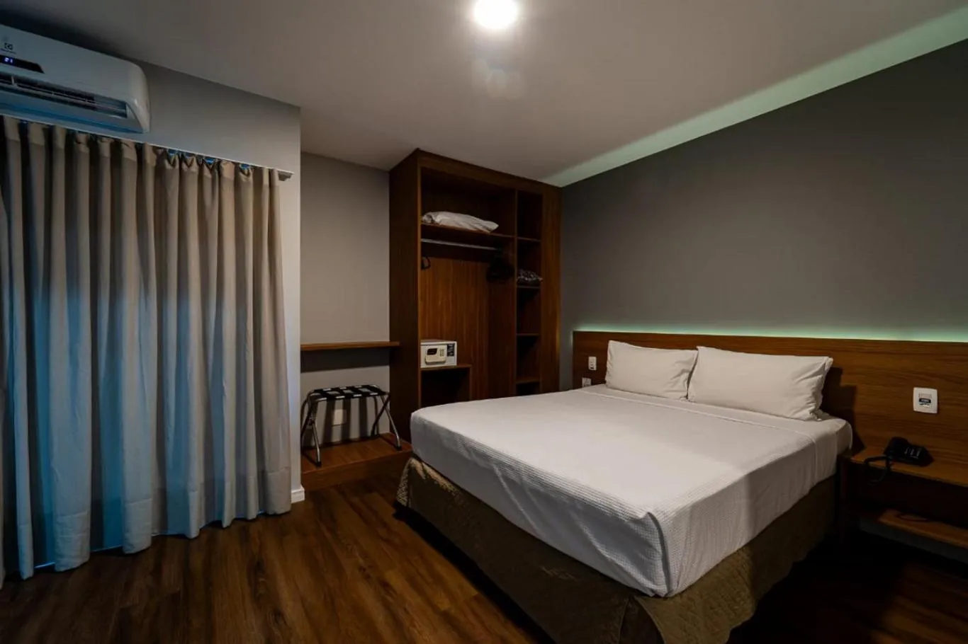Bedroom, Bed in Nobile Suites Diamond