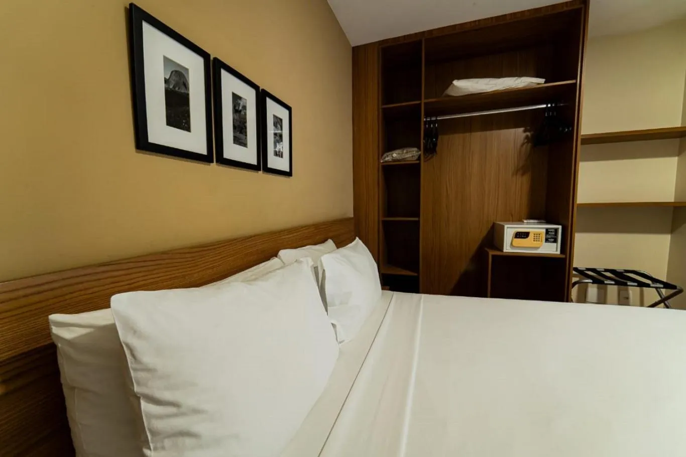 Bedroom, Bed in Nobile Suites Diamond
