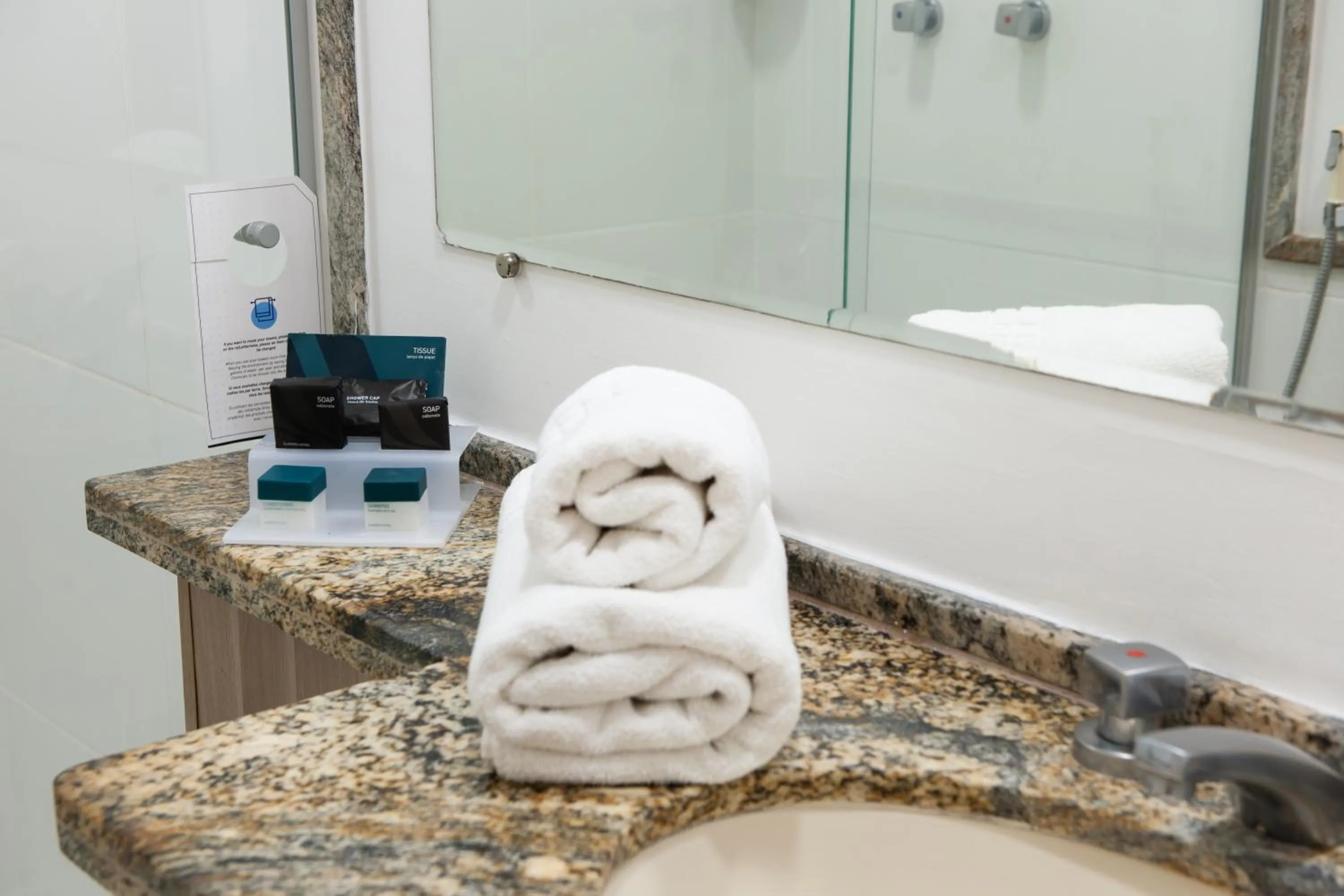 Toilet in Slaviero Vitória