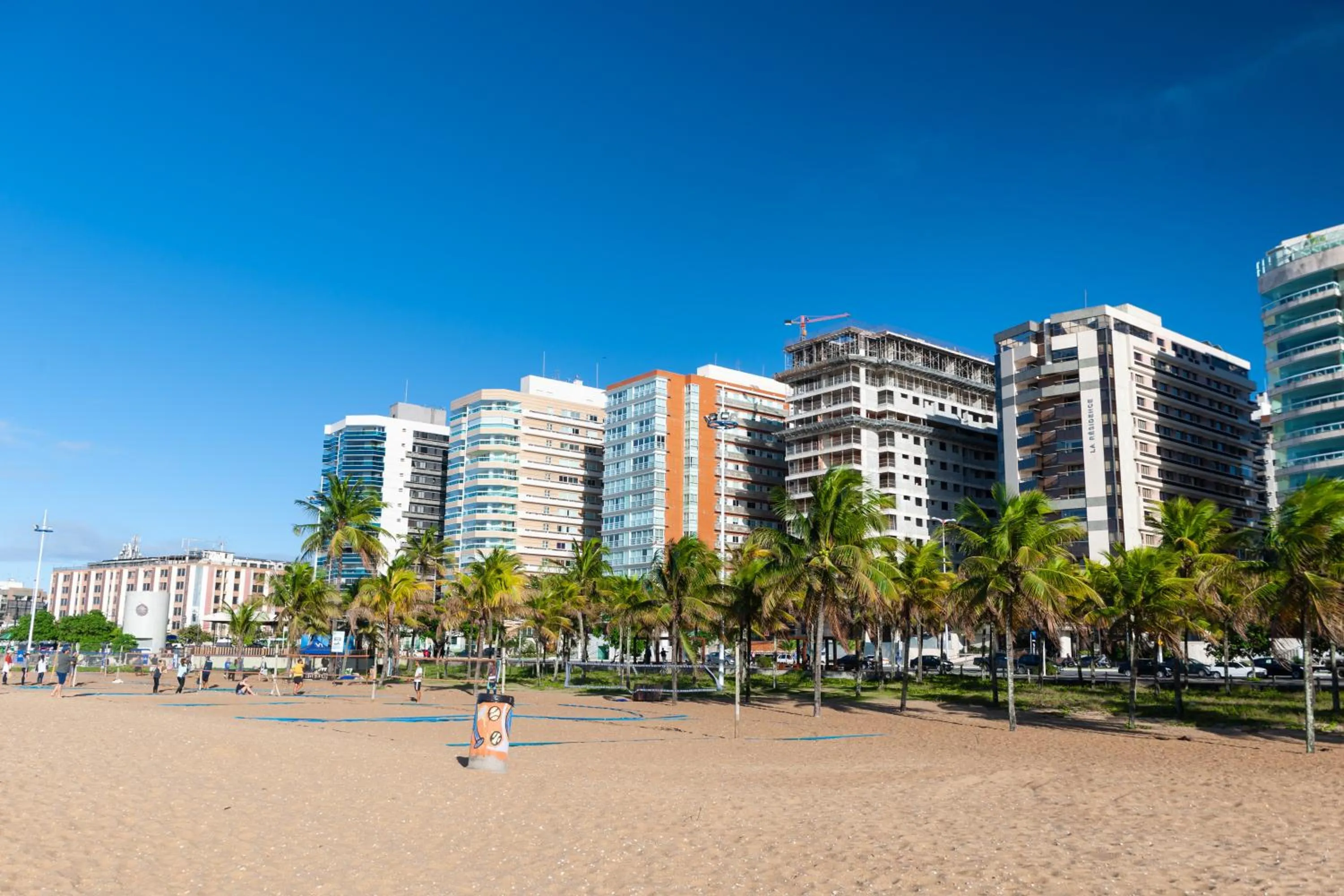 Property building in Slaviero Vitória