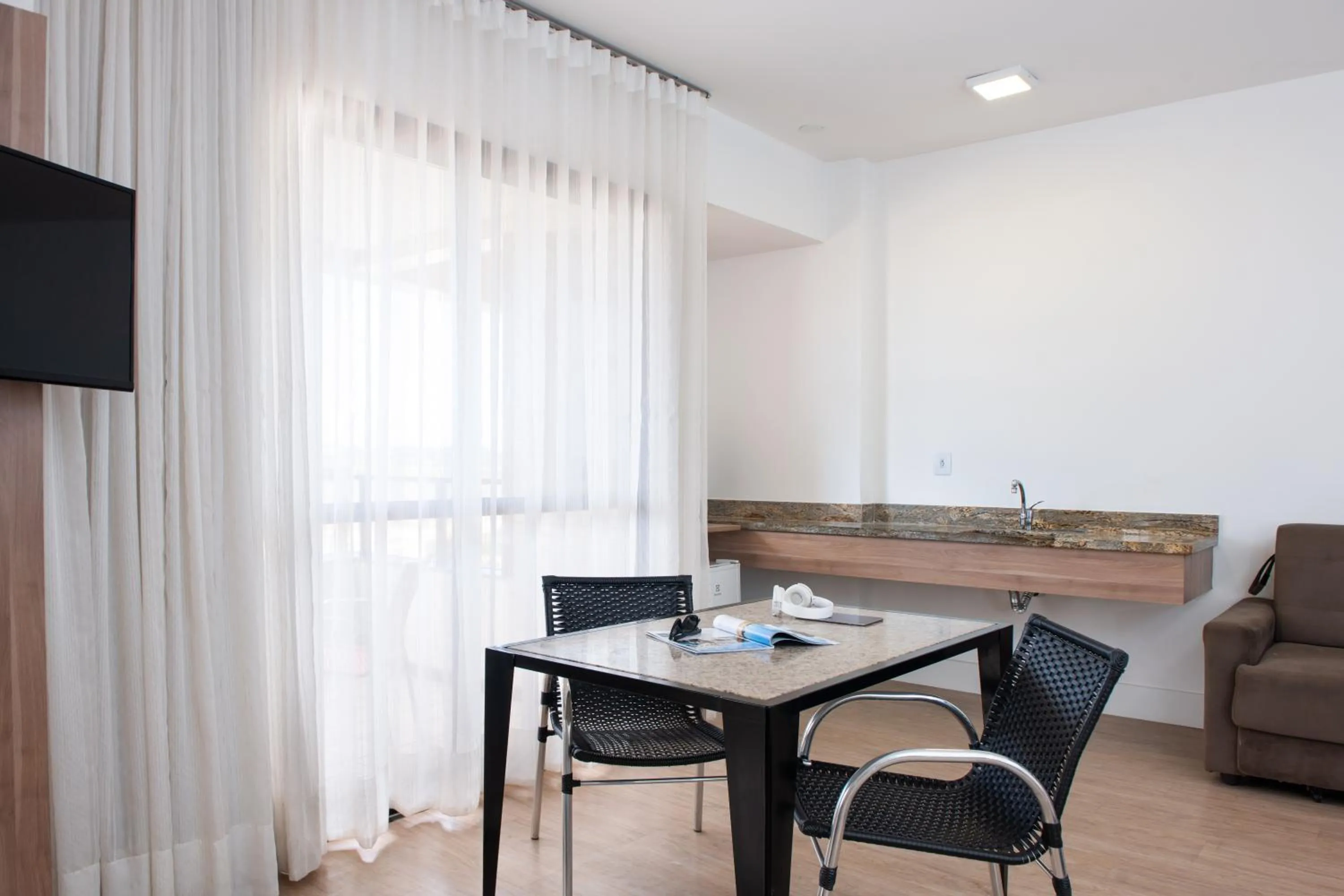 Photo of the whole room in Slaviero Vitória