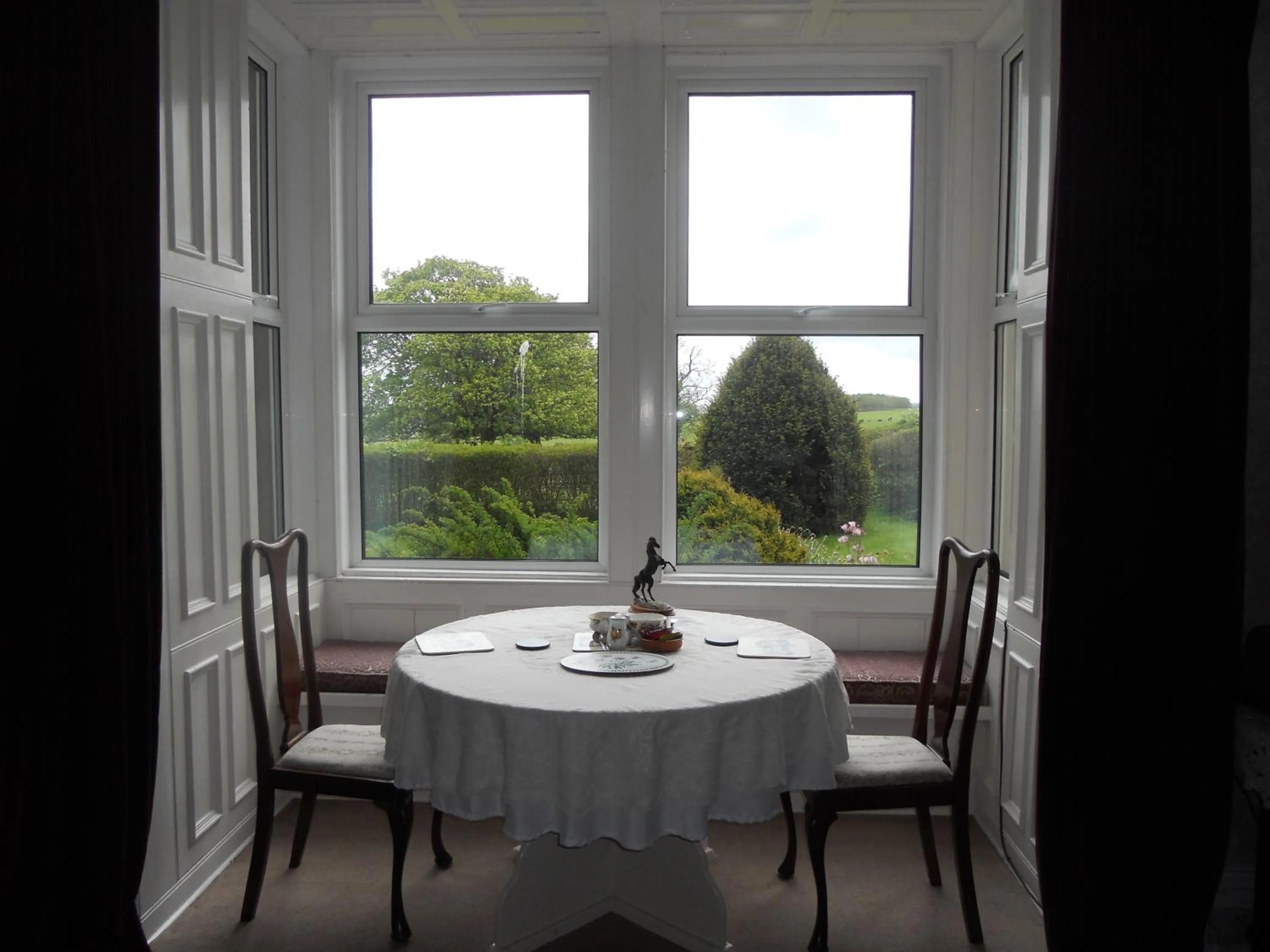 Communal lounge/ TV room in Dunns Houses Farmhouse B&B