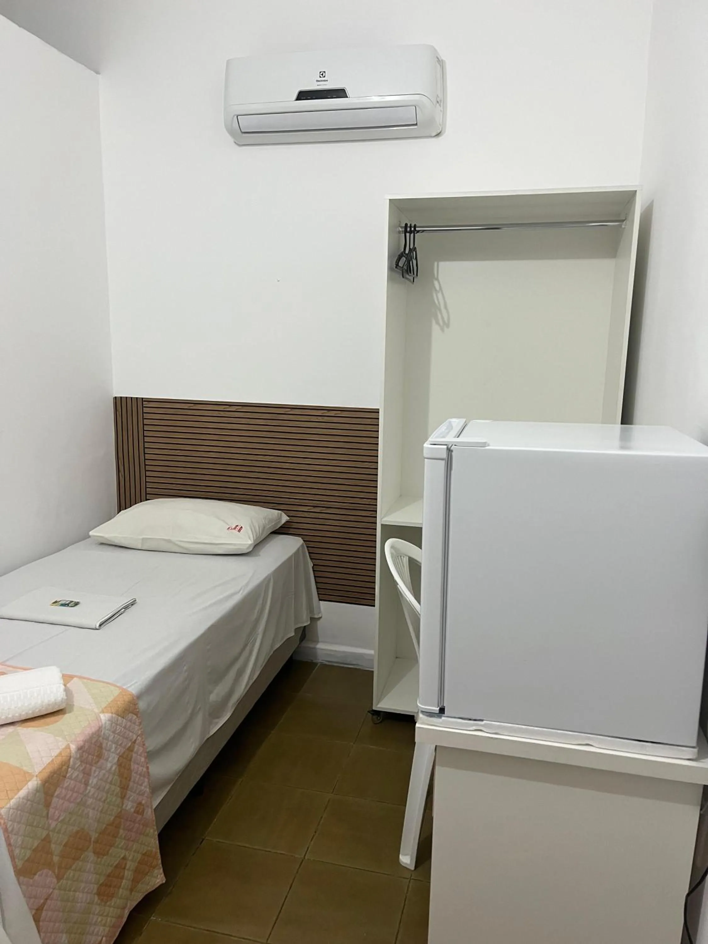 air conditioner, Bed in Pousada Executiva