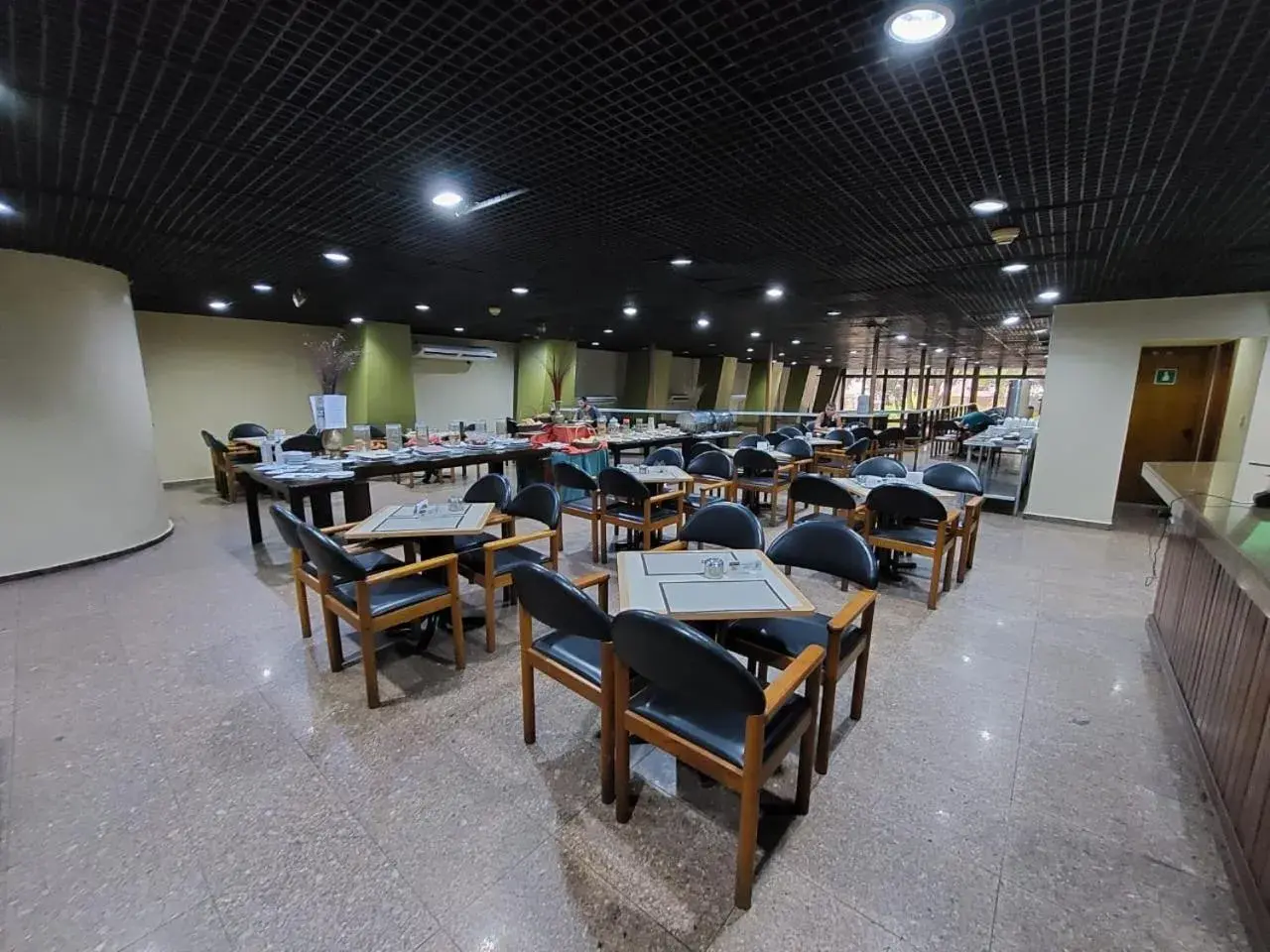 Restaurant/places to eat in Taj Mahal Hotel Restaurant/places to eat in Taj Mahal Hotel