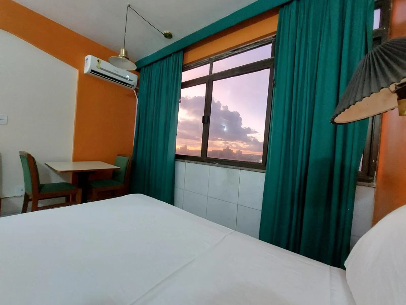 Bedroom, Bed in Taj Mahal Hotel