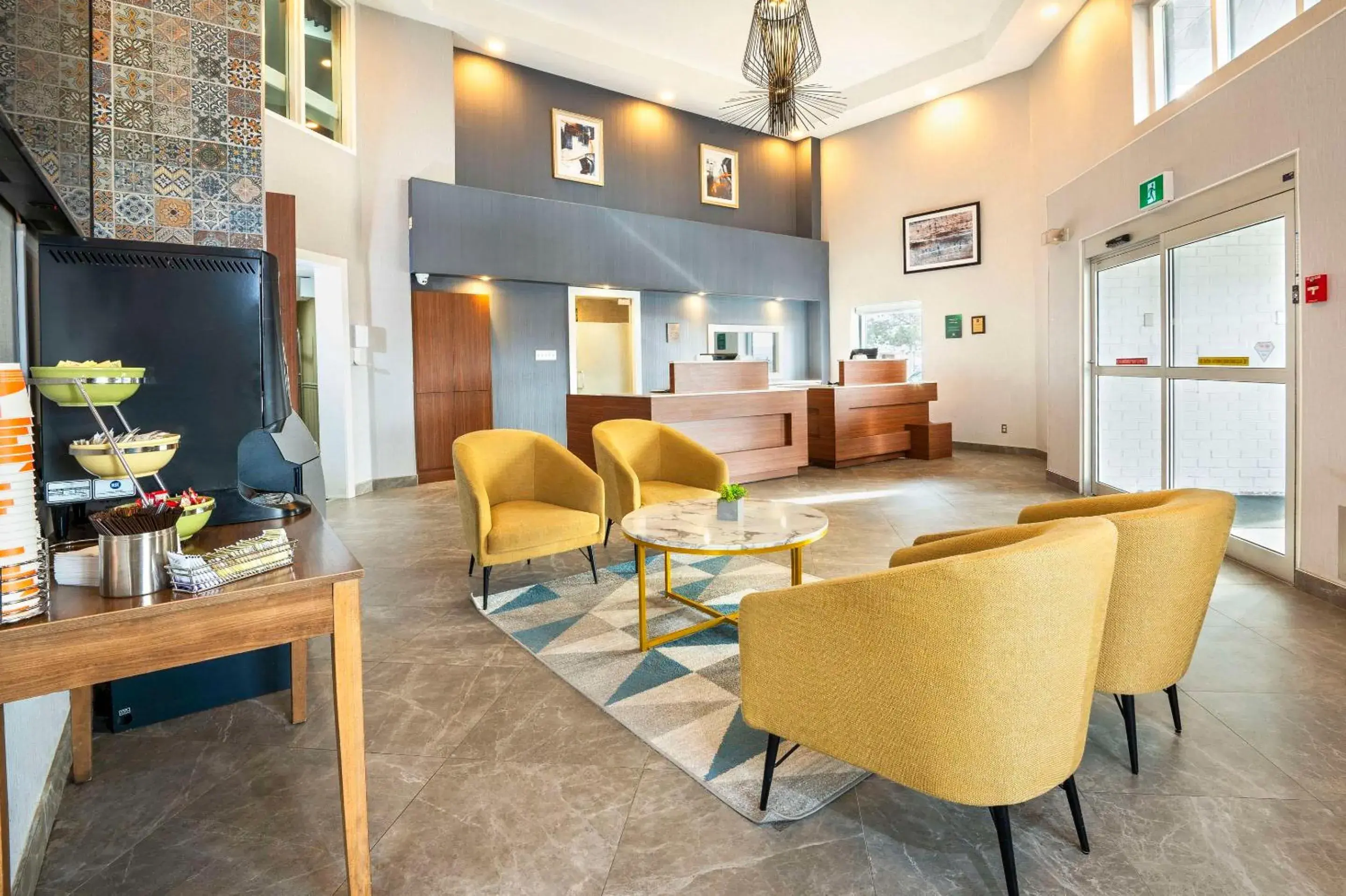 Lobby or reception in Quality Suites Lobby or reception in Quality Suites