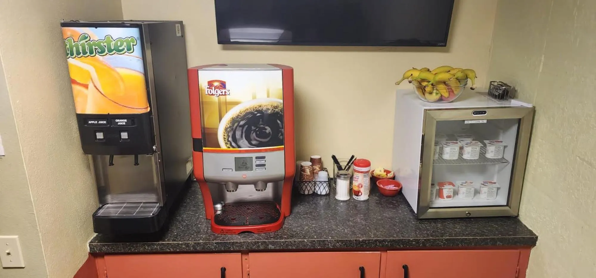 Breakfast in Lantern Motel