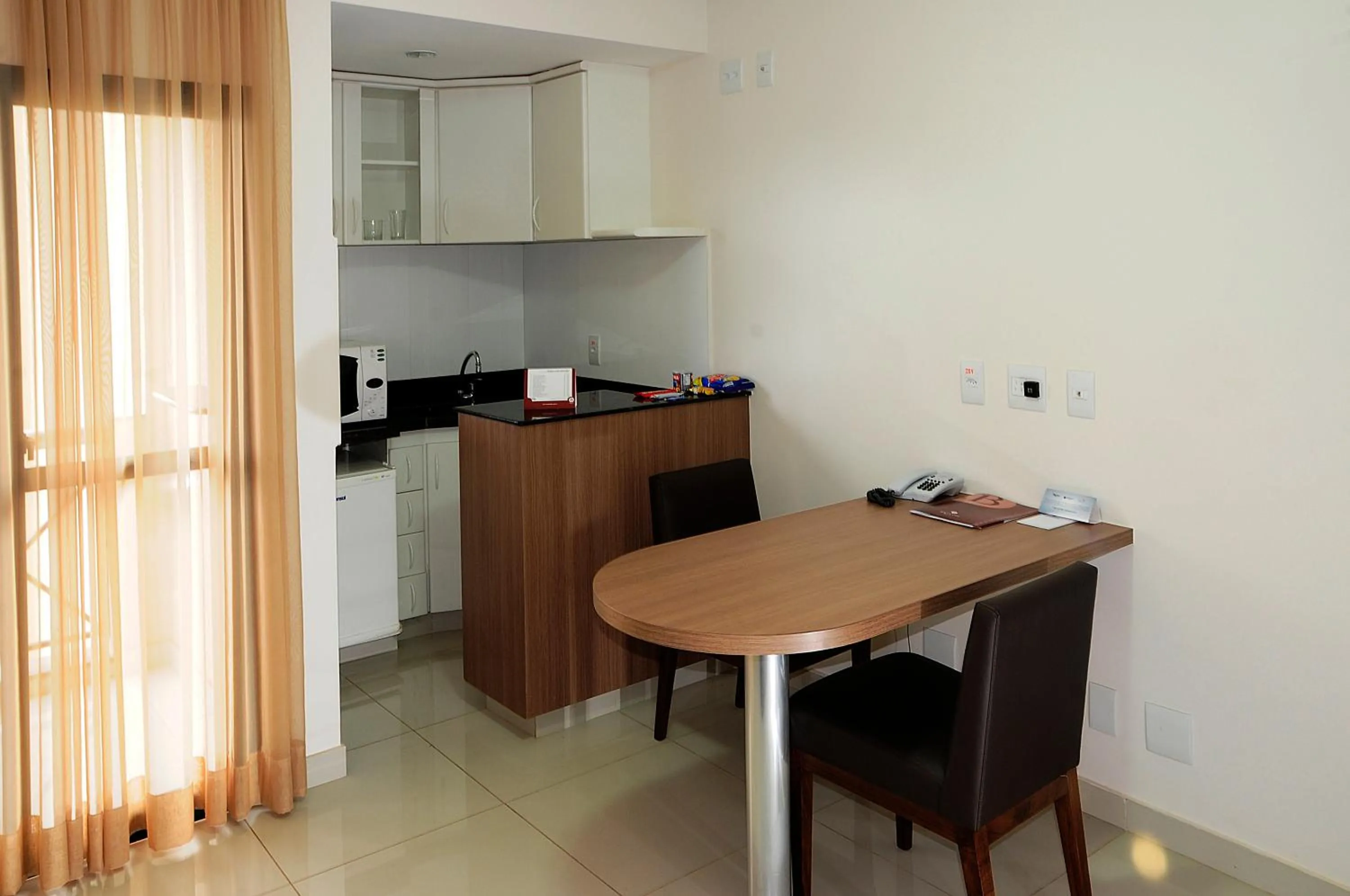 Kitchen or kitchenette in Bristol Evidence Hotel