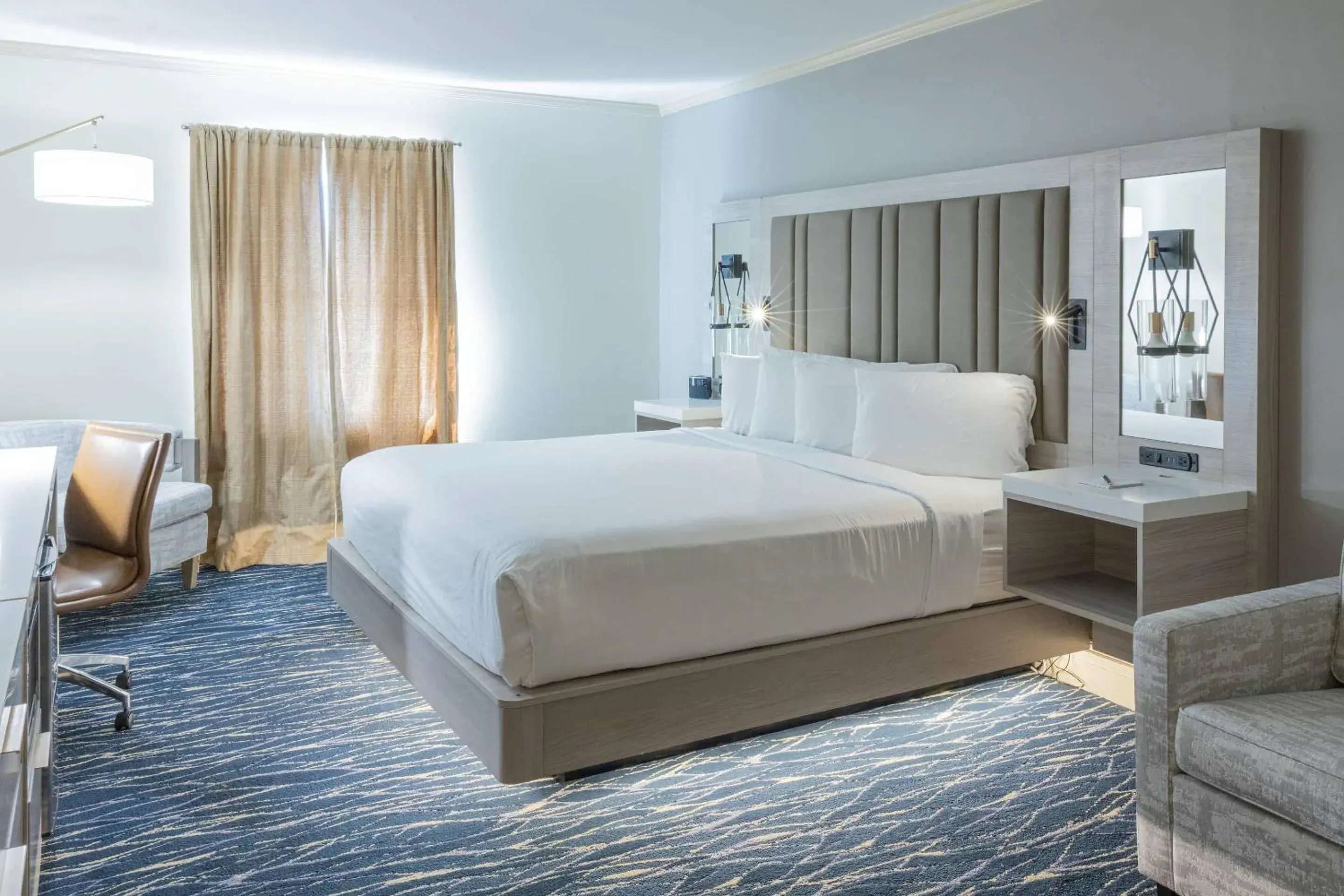 Bedroom, Bed in Inn on the Square, an Ascend Collection Hotel Bedroom, Bed in Inn on the Square, an Ascend Collection Hotel