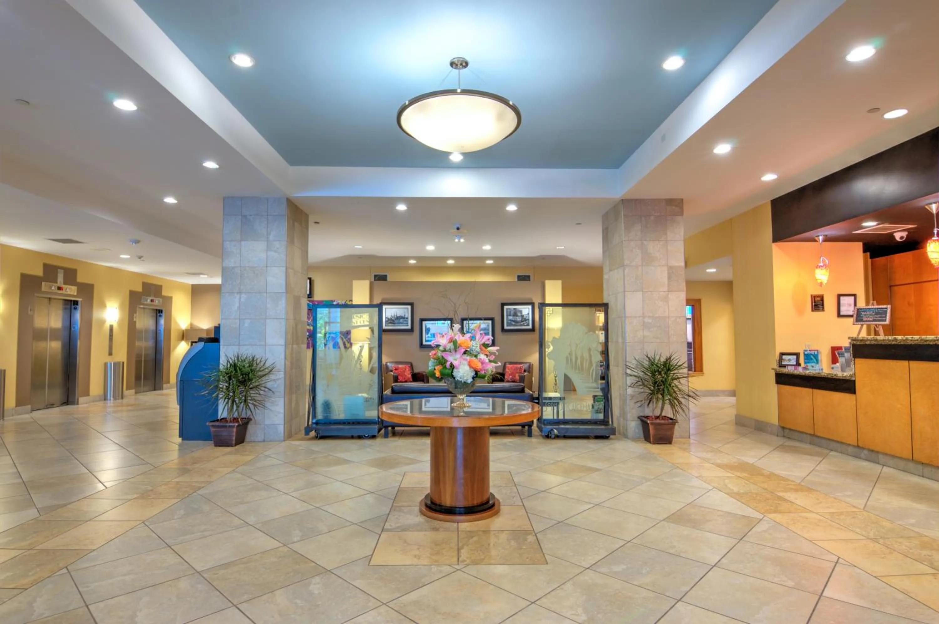 Lobby or reception in The Barrymore Hotel Tampa Riverwalk