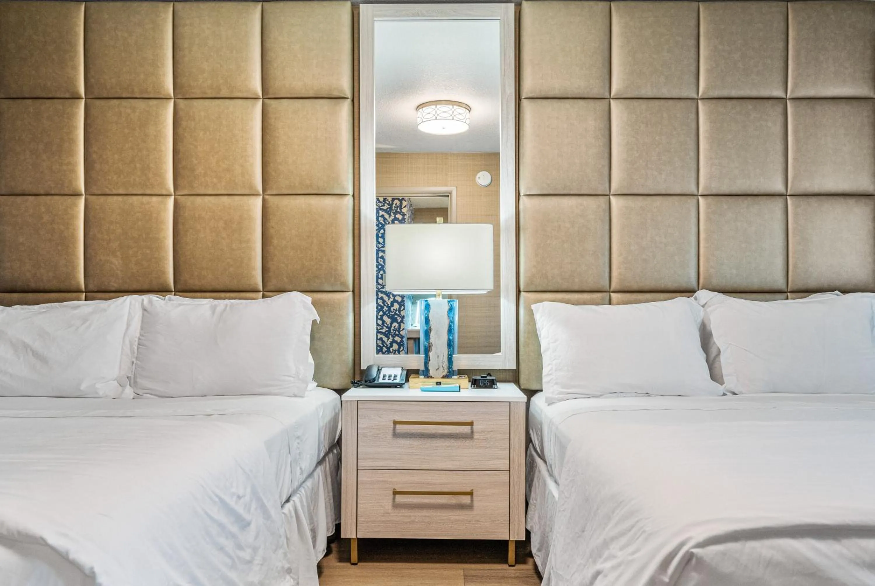 Bed in 3 Palms Tucson North Foothills