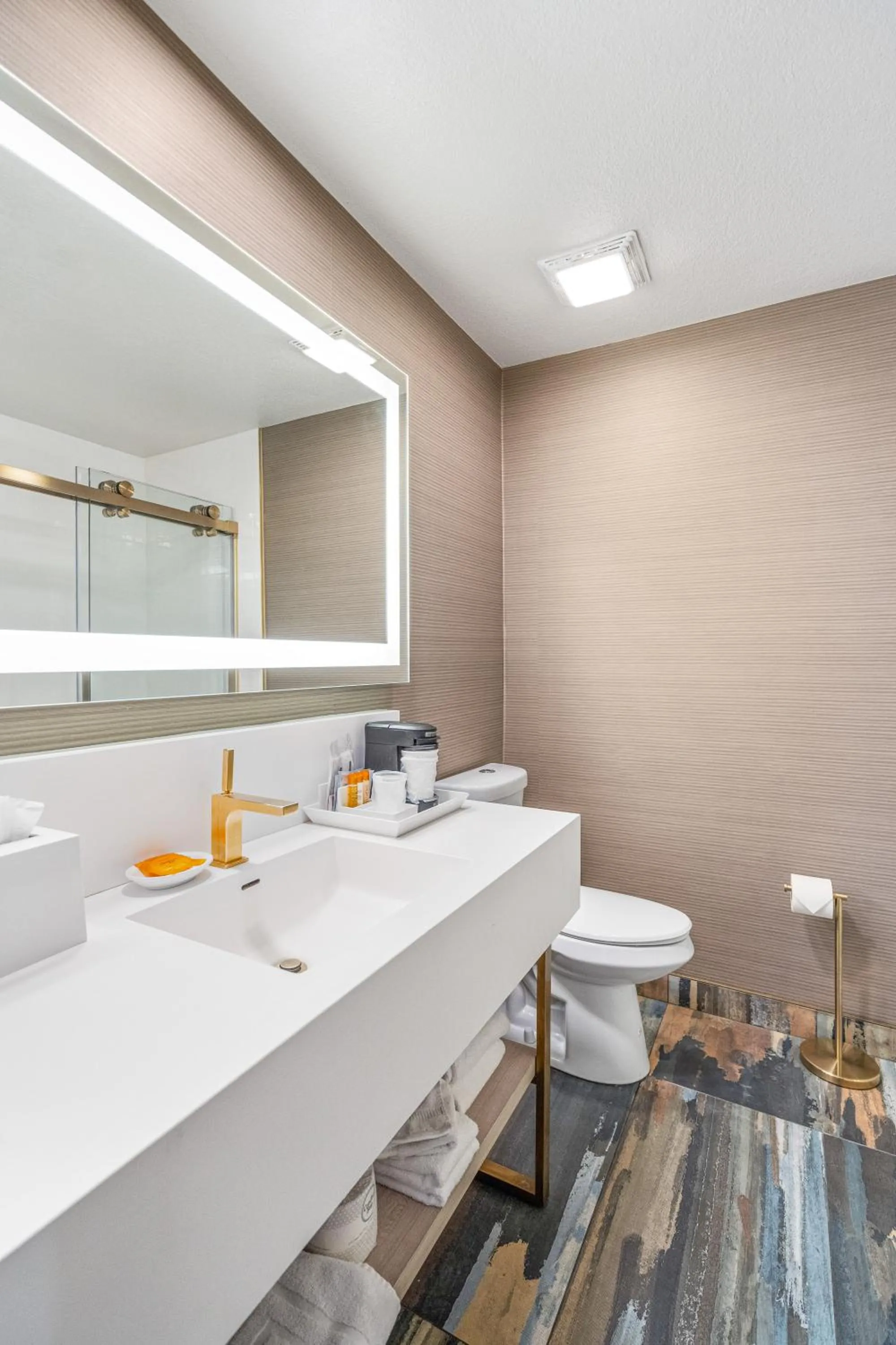 Bathroom in 3 Palms Tucson North Foothills