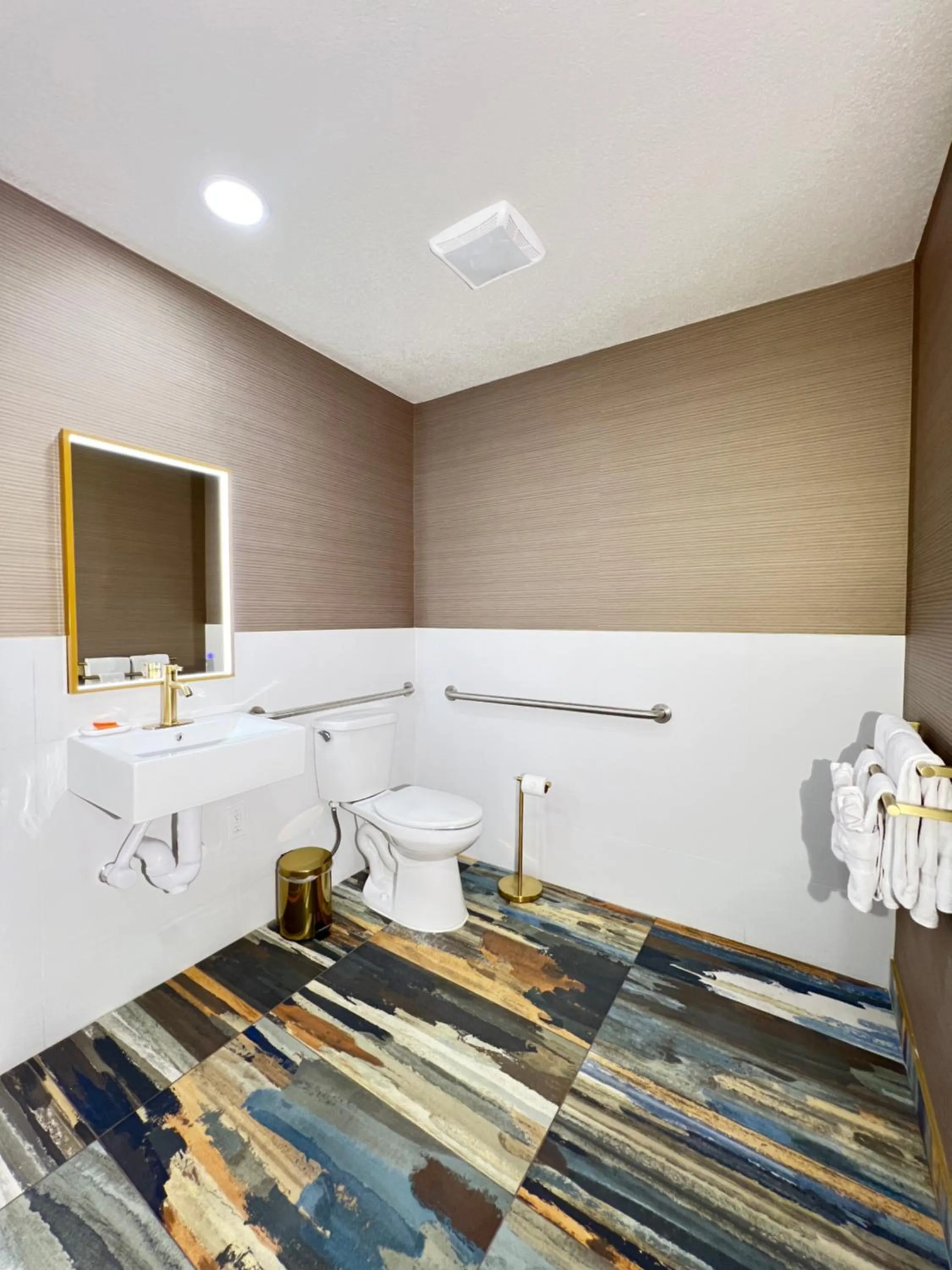 Bathroom in 3 Palms Tucson North Foothills