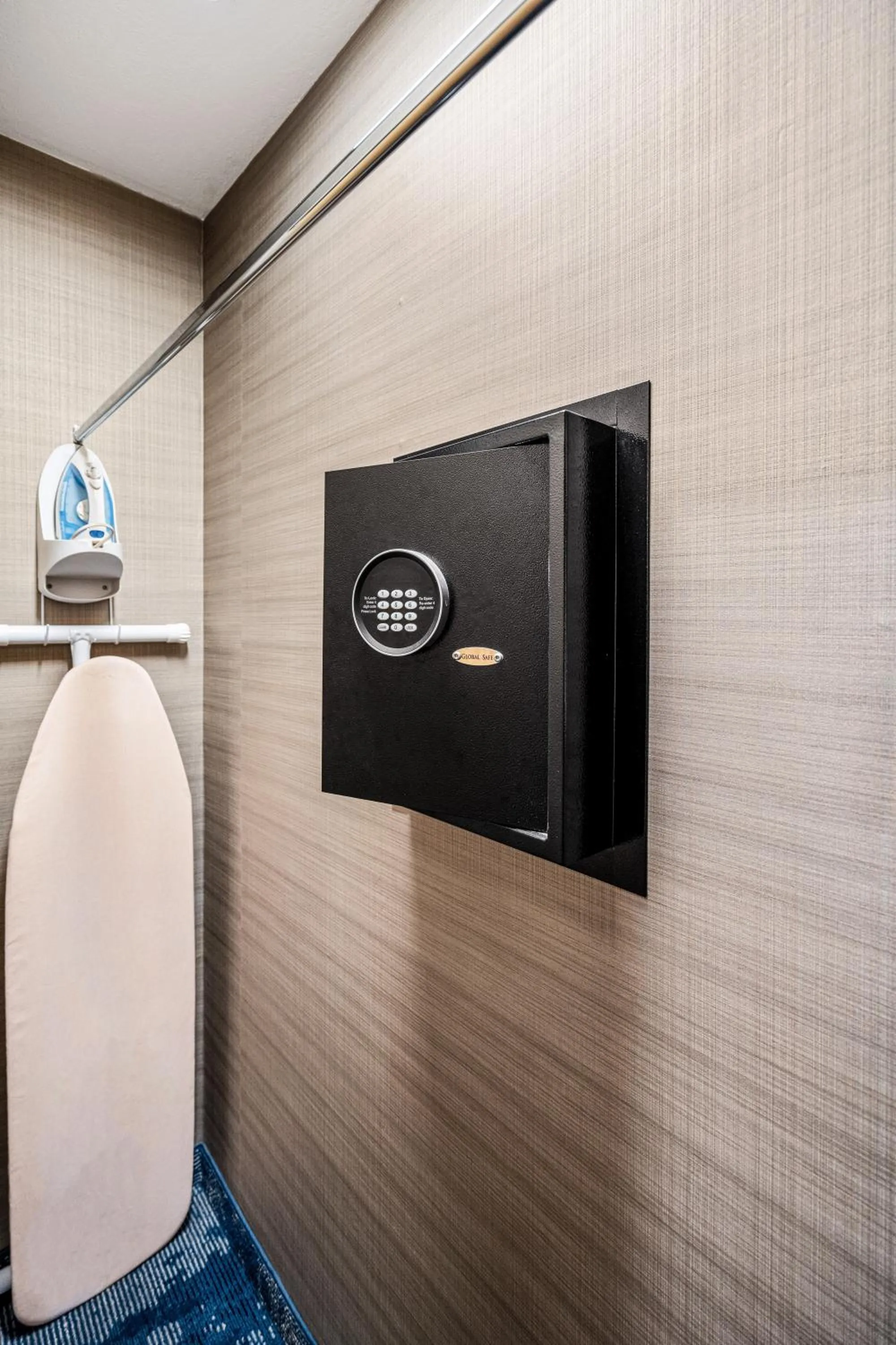 safe in 3 Palms Tucson North Foothills