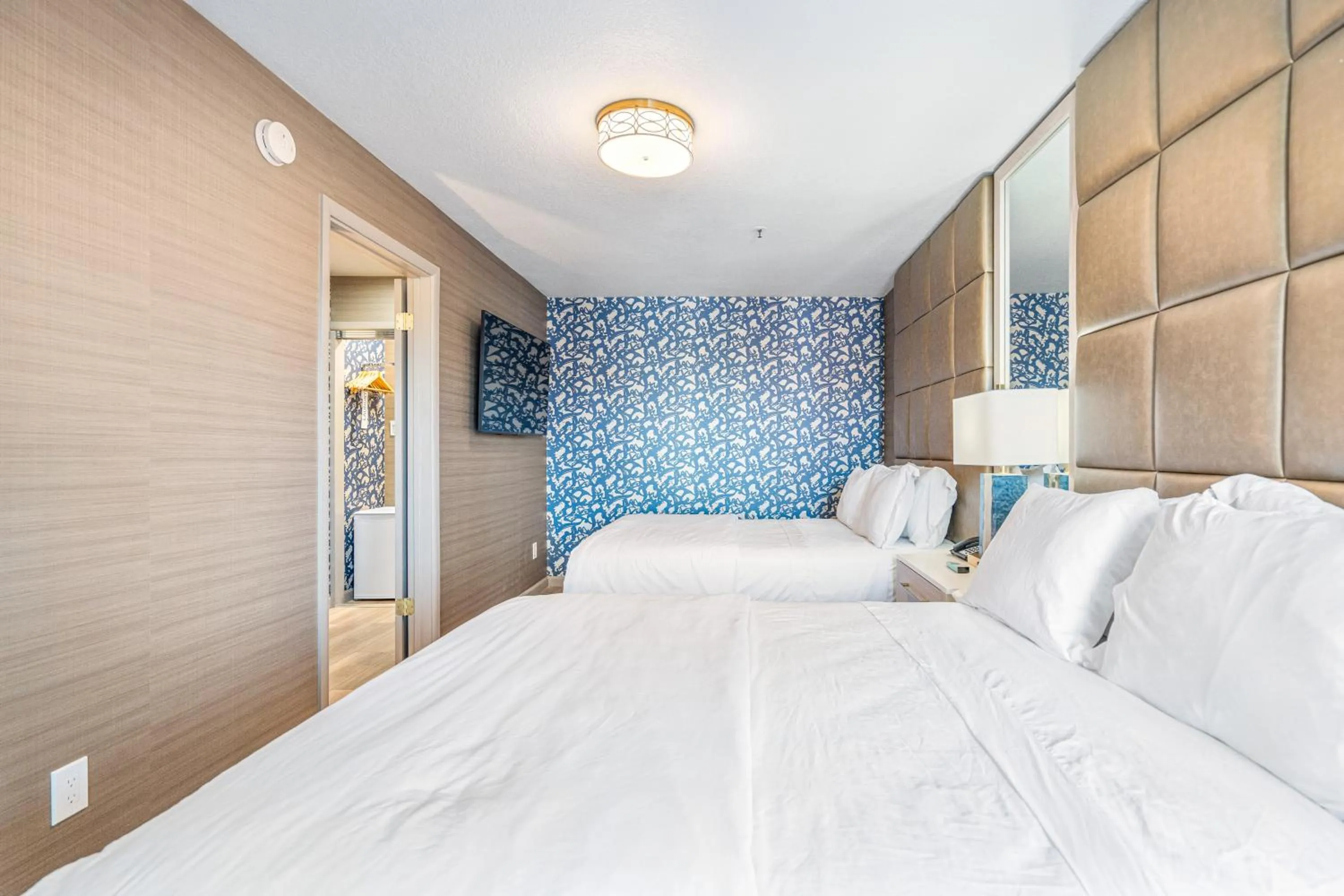 Bed in 3 Palms Tucson North Foothills