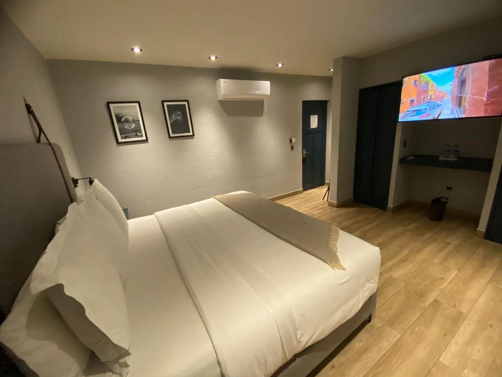 Seating area in Hotel Verbena