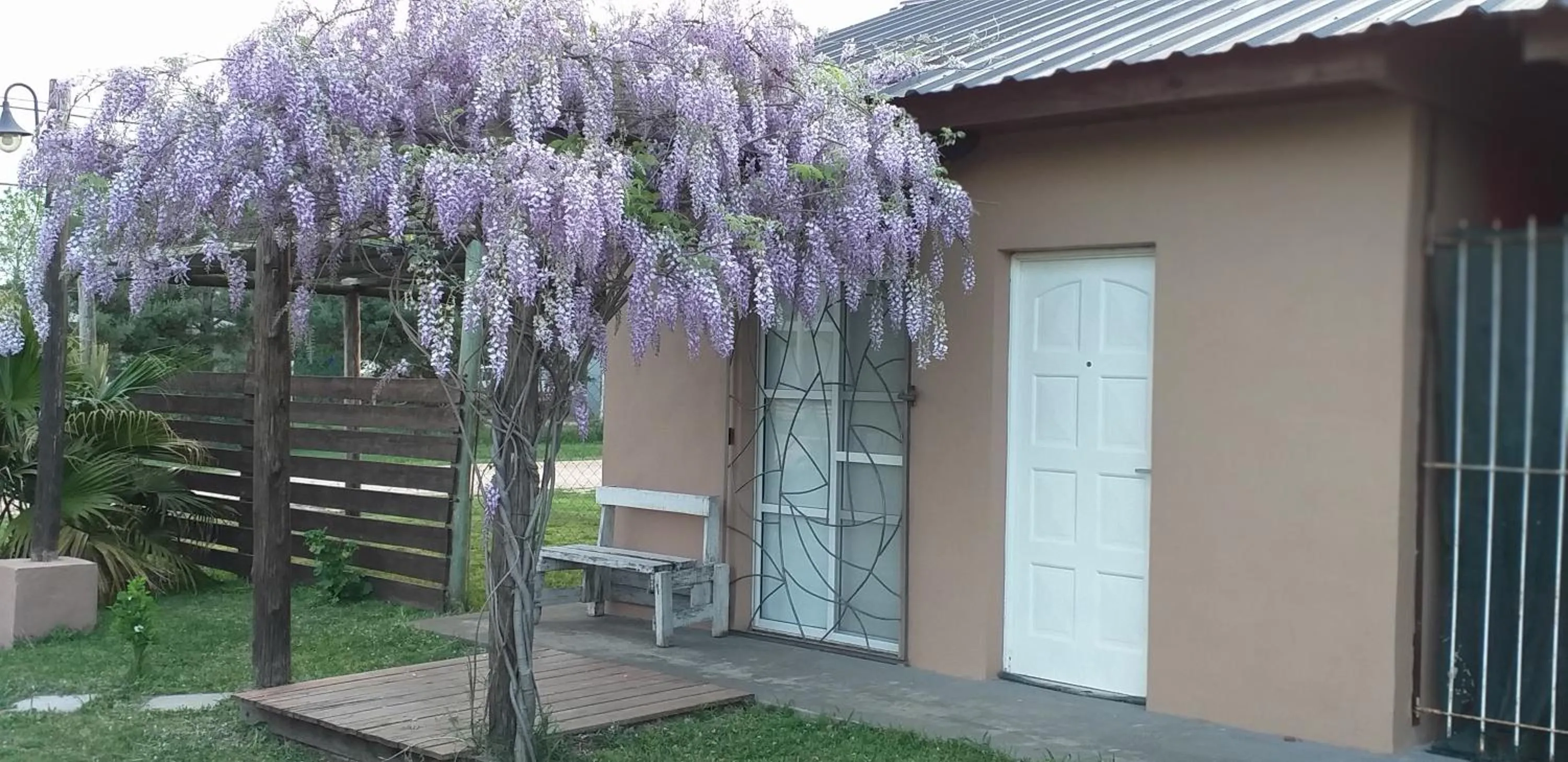 Aitue Bungalows