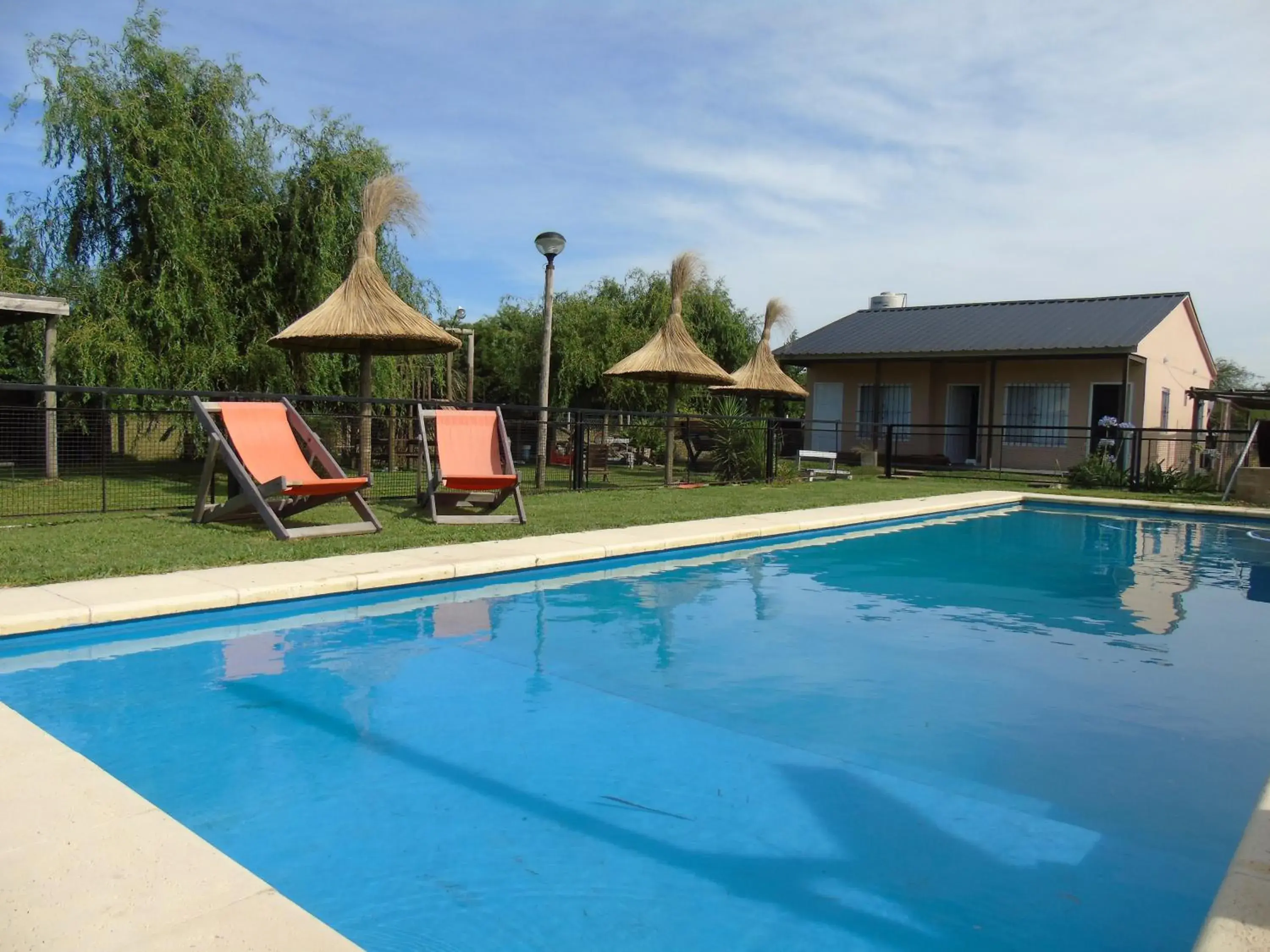 Aitue Bungalows Aitue Bungalows