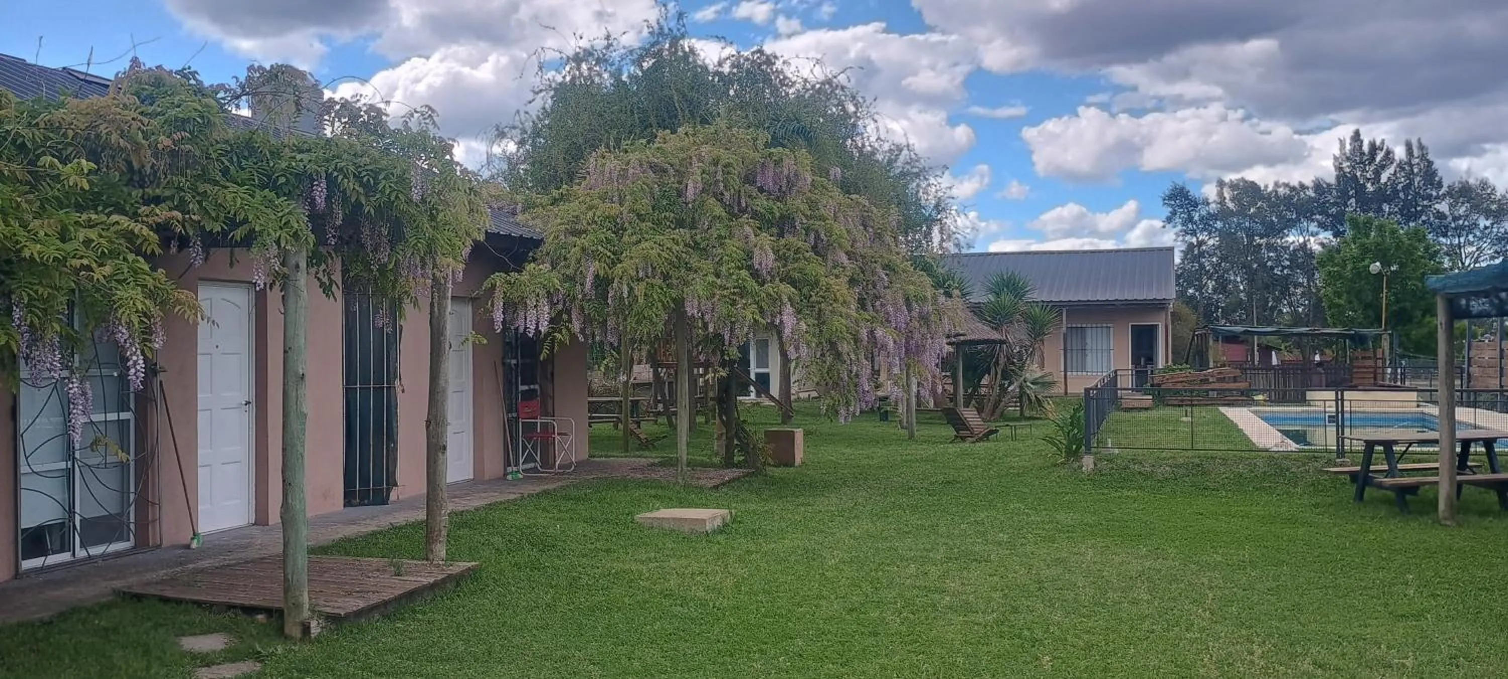 Aitue Bungalows