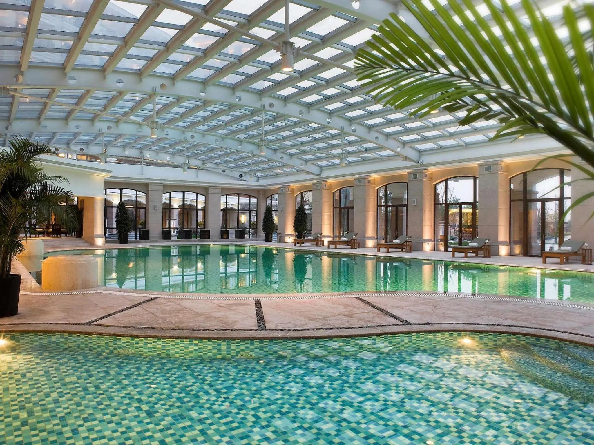 Fitness centre/facilities, Swimming Pool in Hotel Shanghai Sheshan Oriental - Handwritten Collection