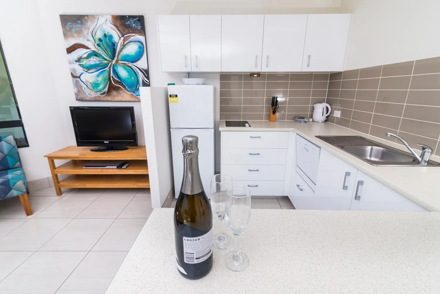Kitchen or kitchenette in Beach Club Resort Mooloolaba