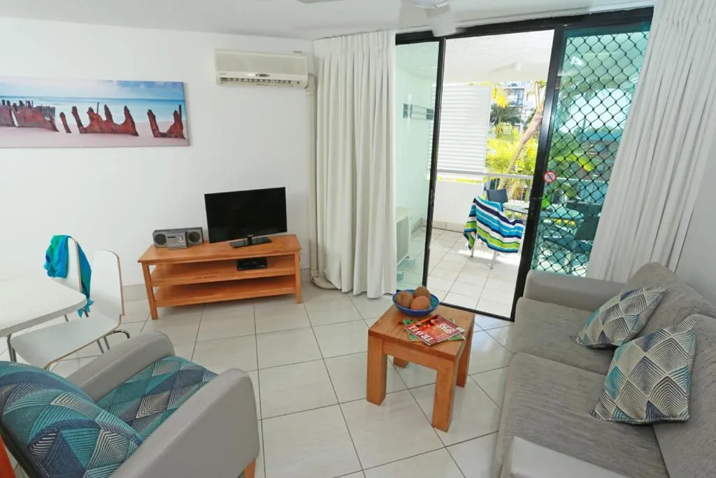 TV and multimedia in Beach Club Resort Mooloolaba