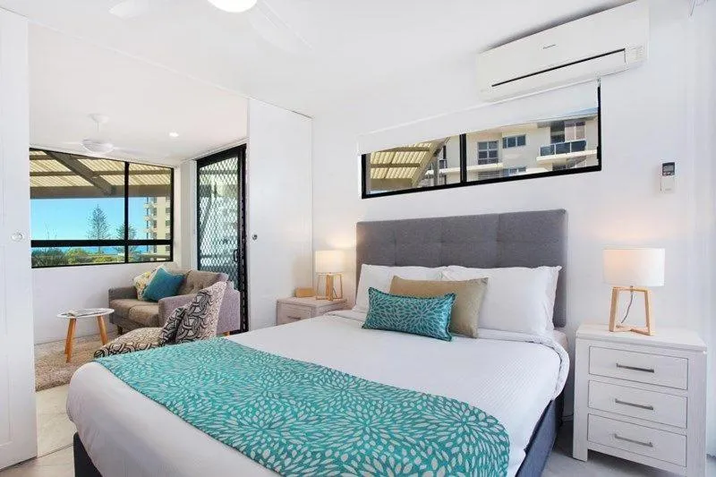Bed in Beach Club Resort Mooloolaba