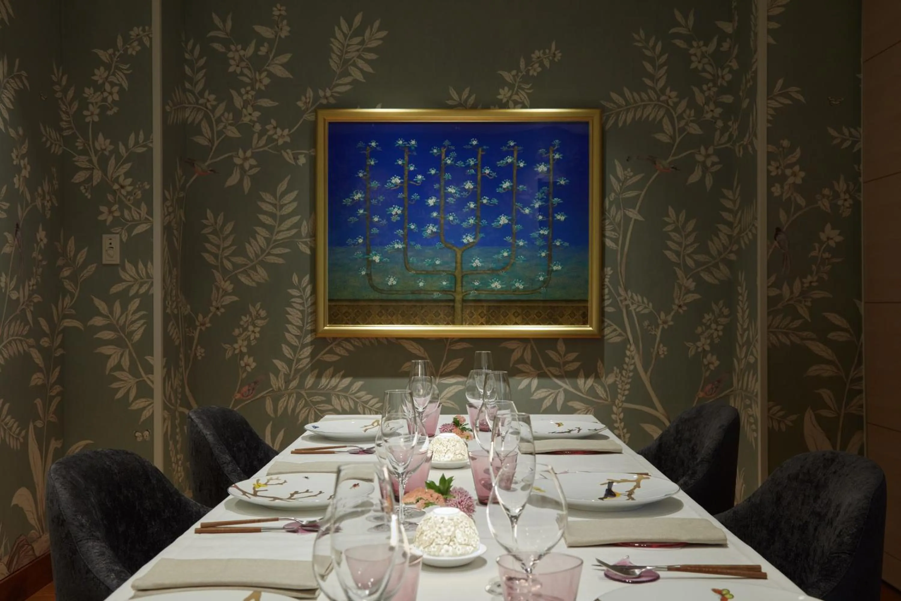 Restaurant/places to eat in THE KITANO HOTEL TOKYO