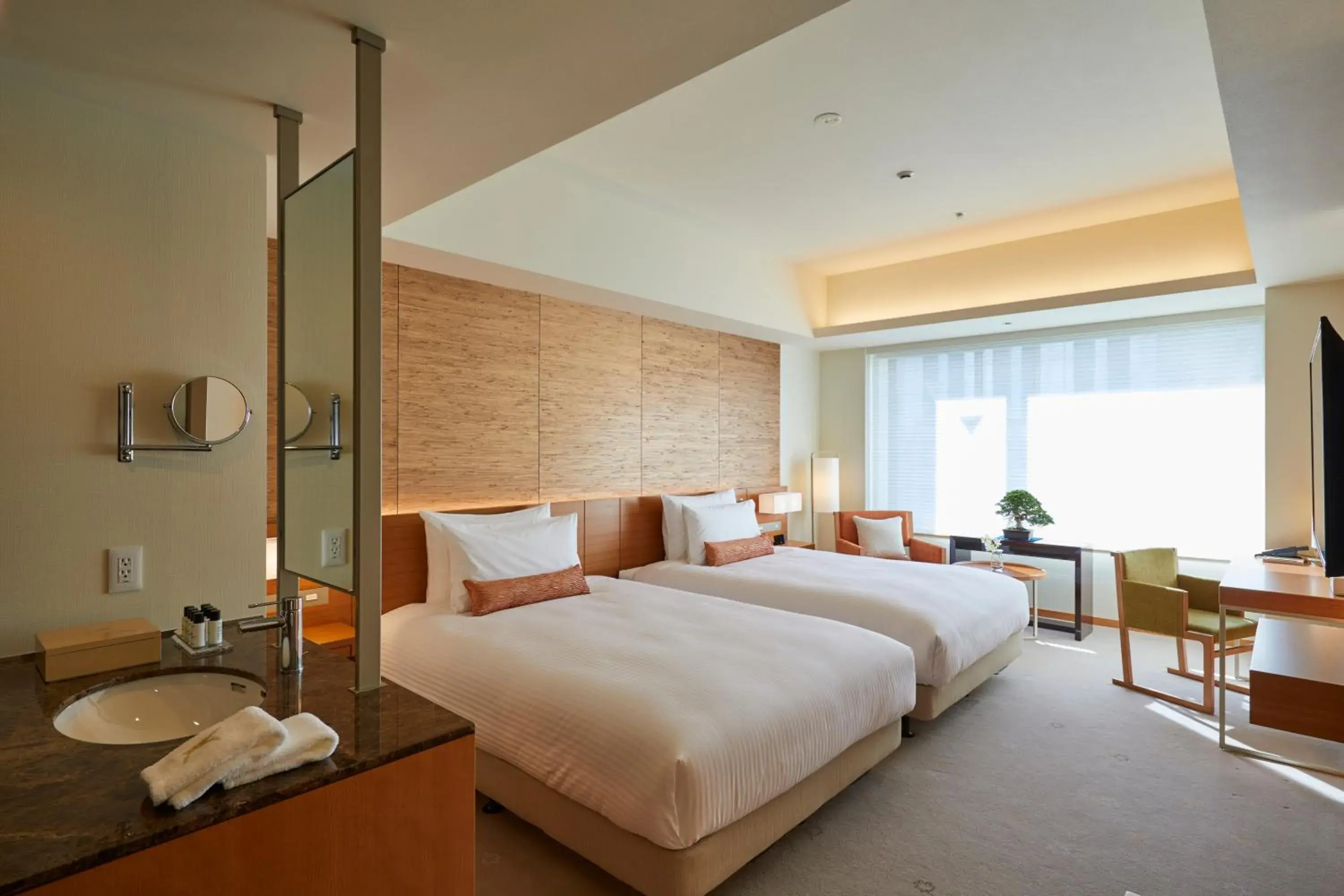 Photo of the whole room, Bed in THE KITANO HOTEL TOKYO Photo of the whole room, Bed in THE KITANO HOTEL TOKYO