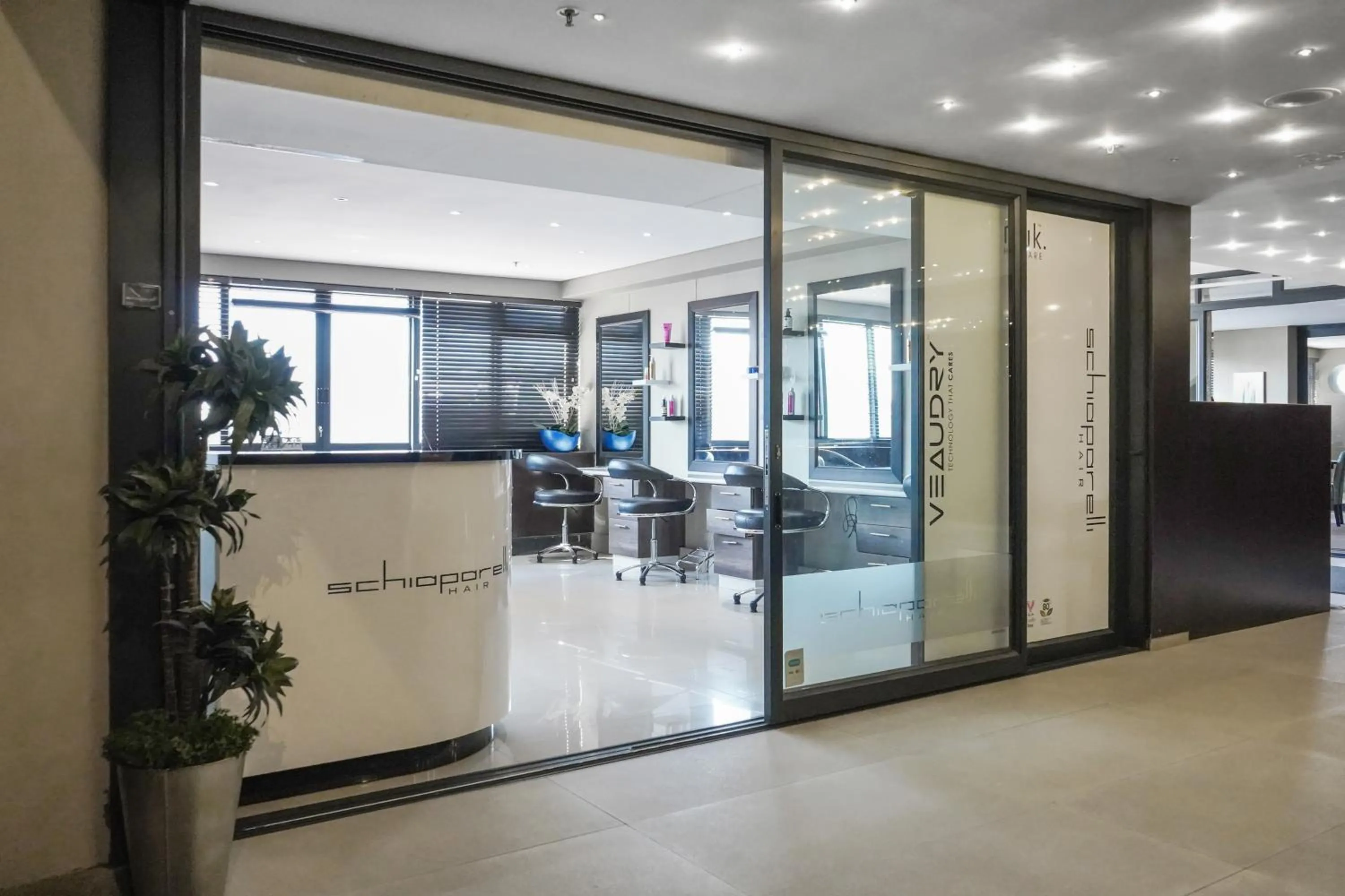 hair dresser in Aquarius Luxury Suites