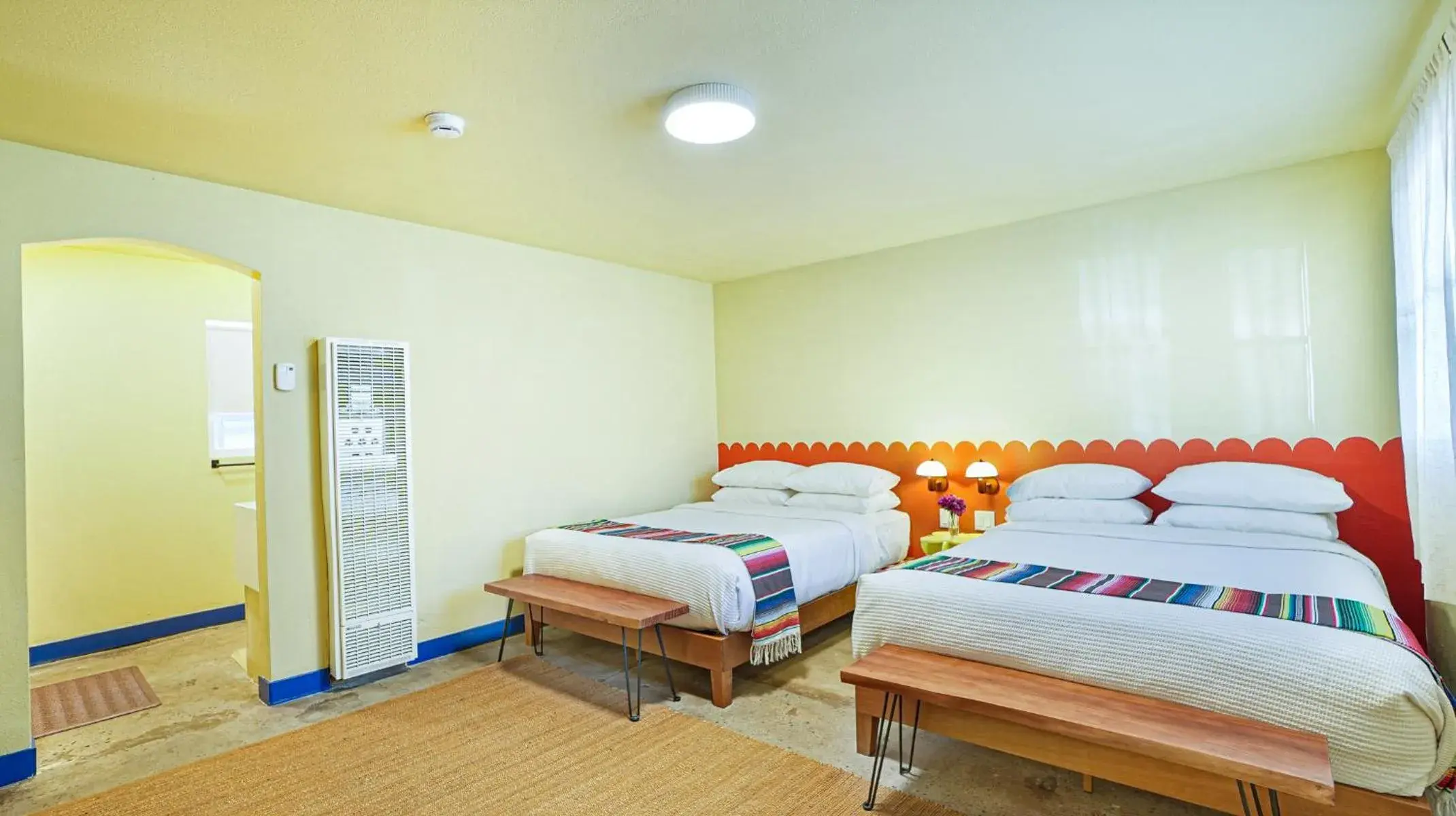 Bed in The Siesta Motel Bed in The Siesta Motel