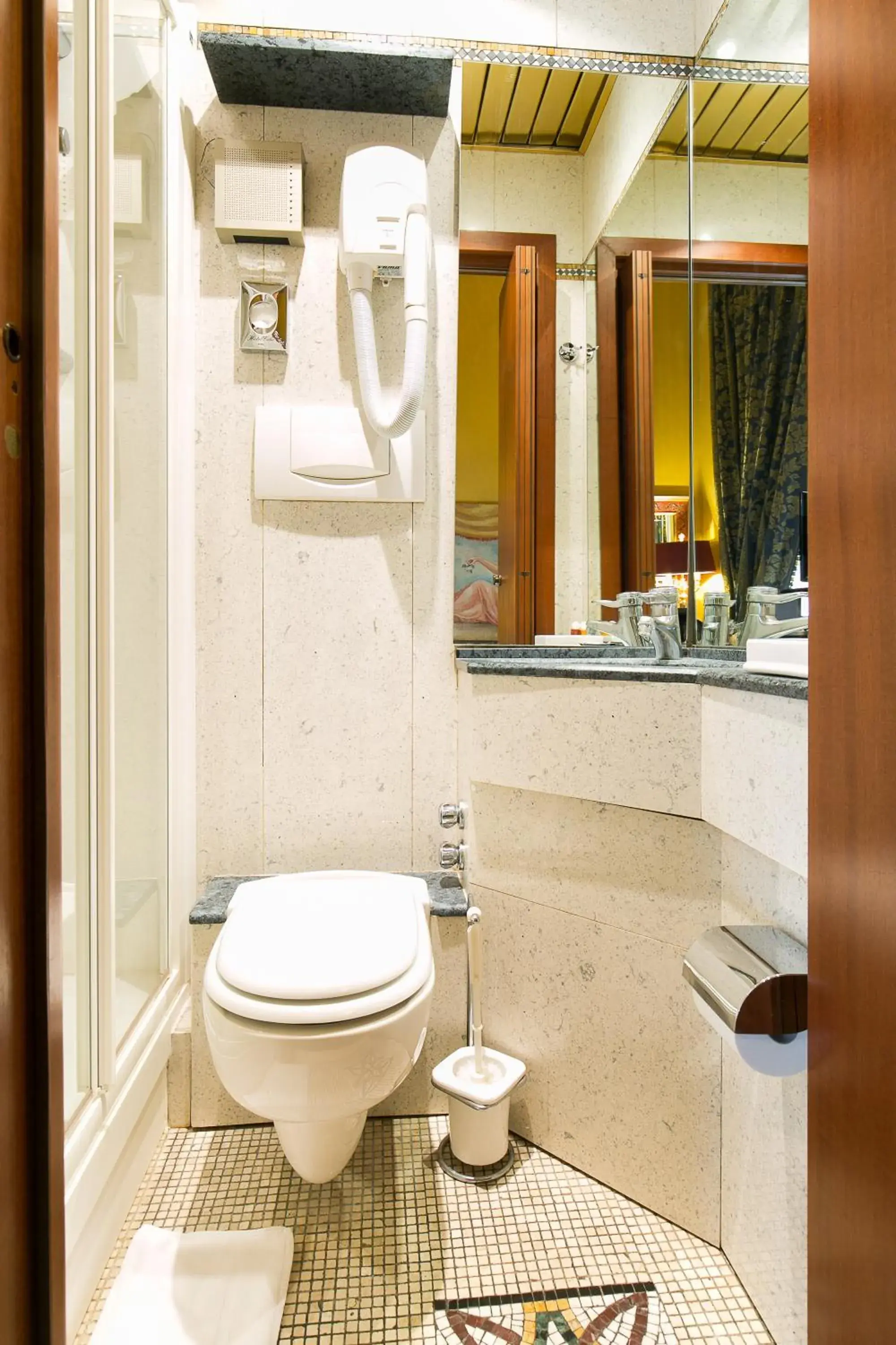 Bathroom in Hotel Celio Bathroom in Hotel Celio