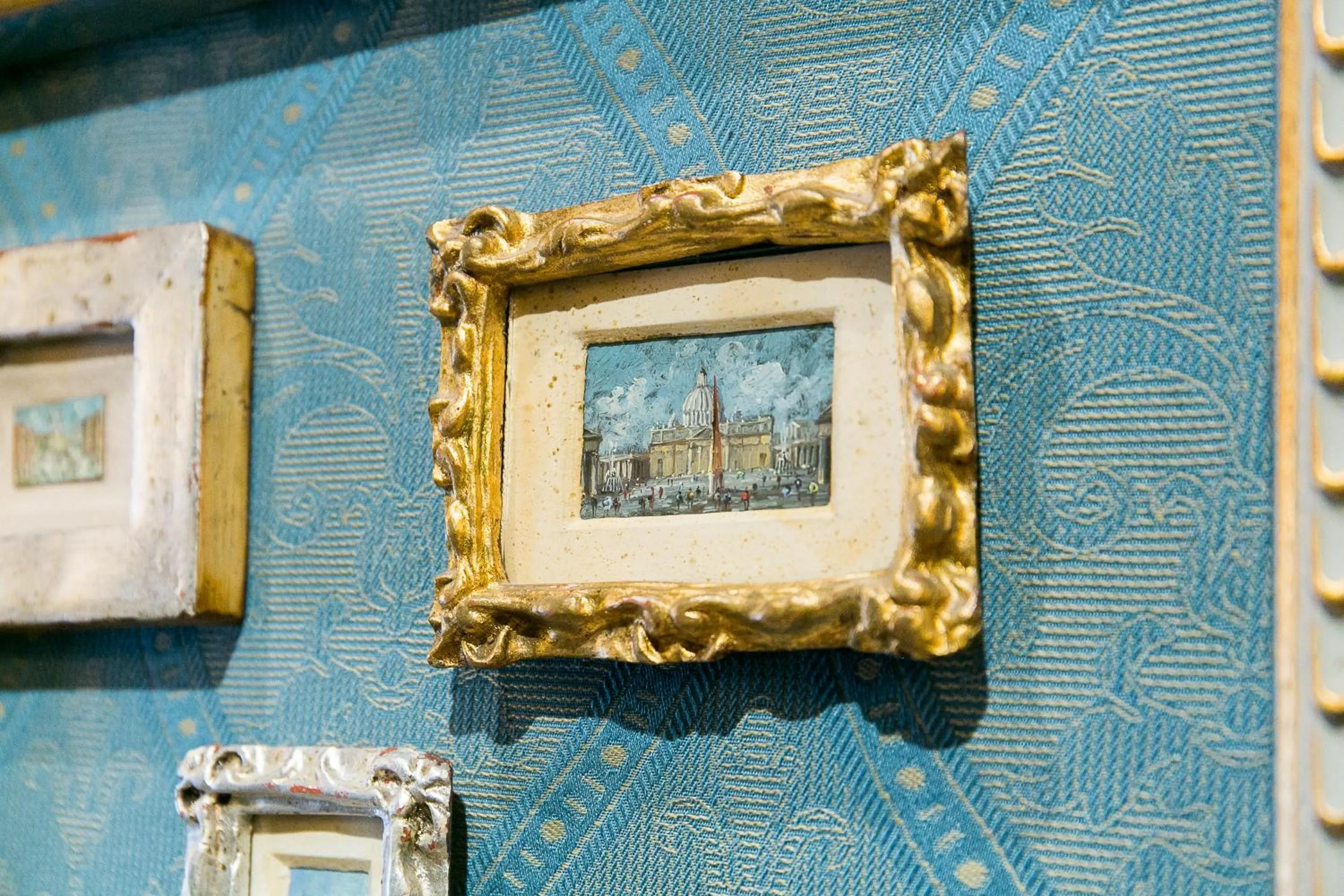 Decorative detail in Hotel Celio