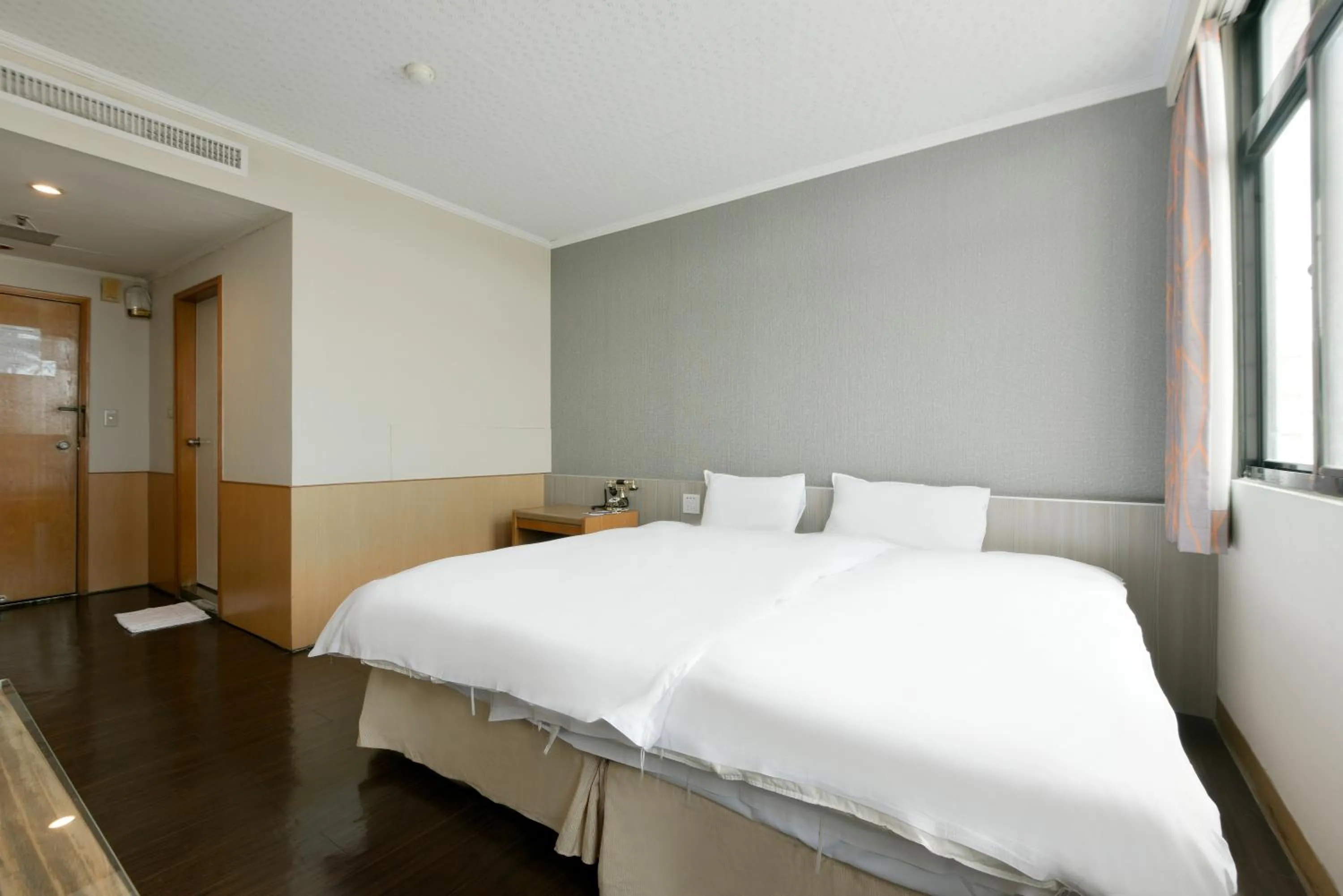 Bed in Back Home Hotel