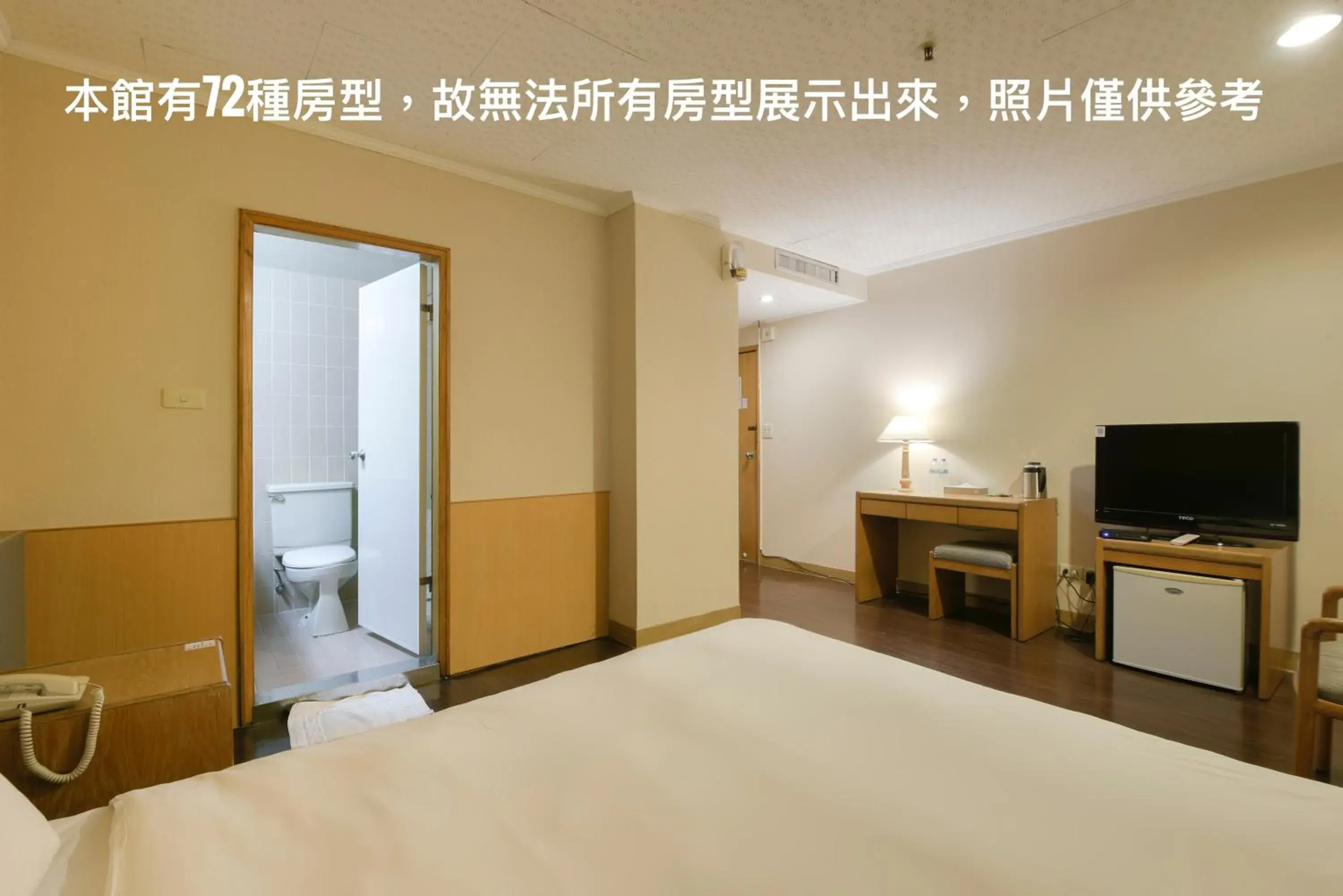 Budget Double Room (No Window) in Back Home Hotel Budget Double Room (No Window) in Back Home Hotel