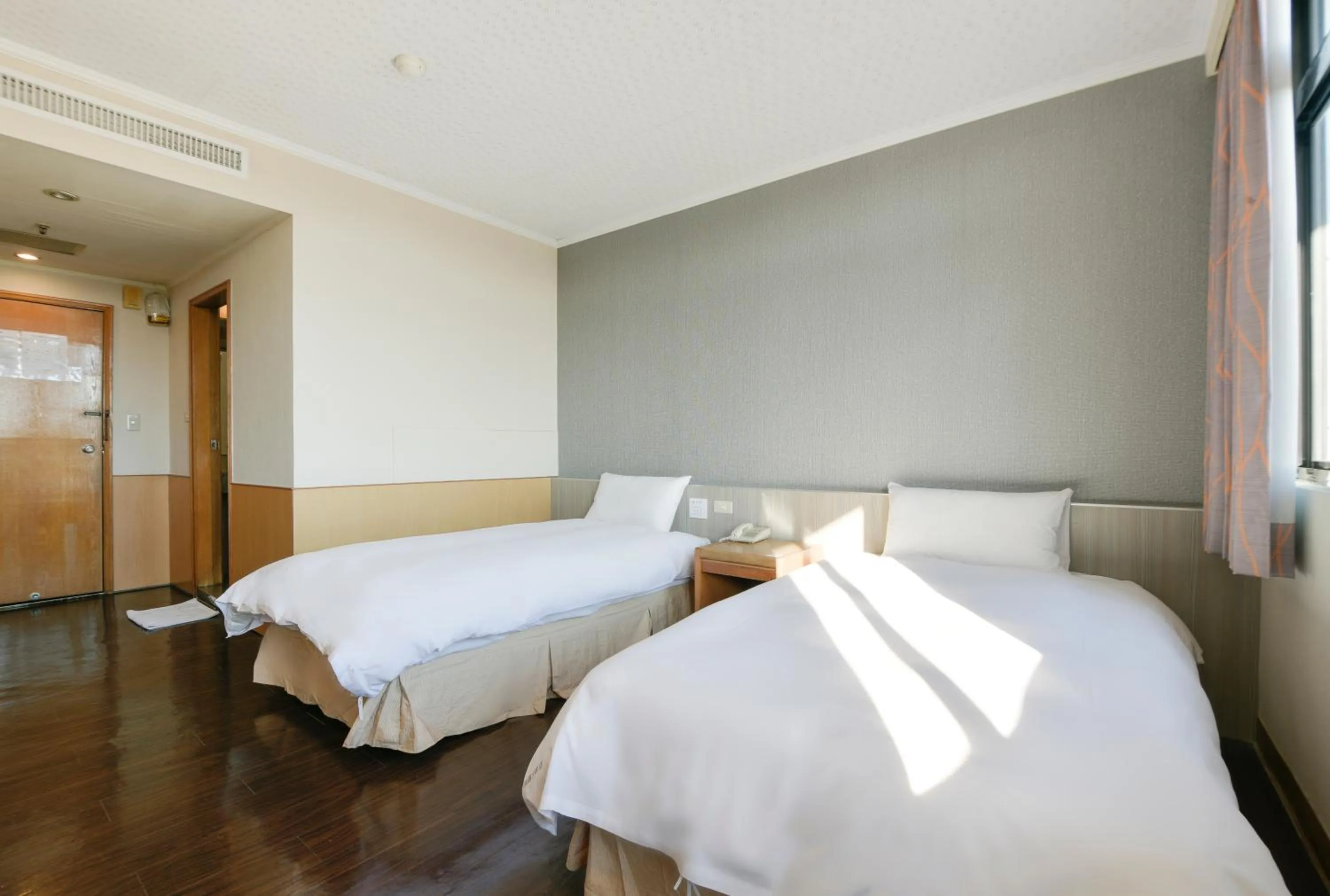 Bed in Back Home Hotel