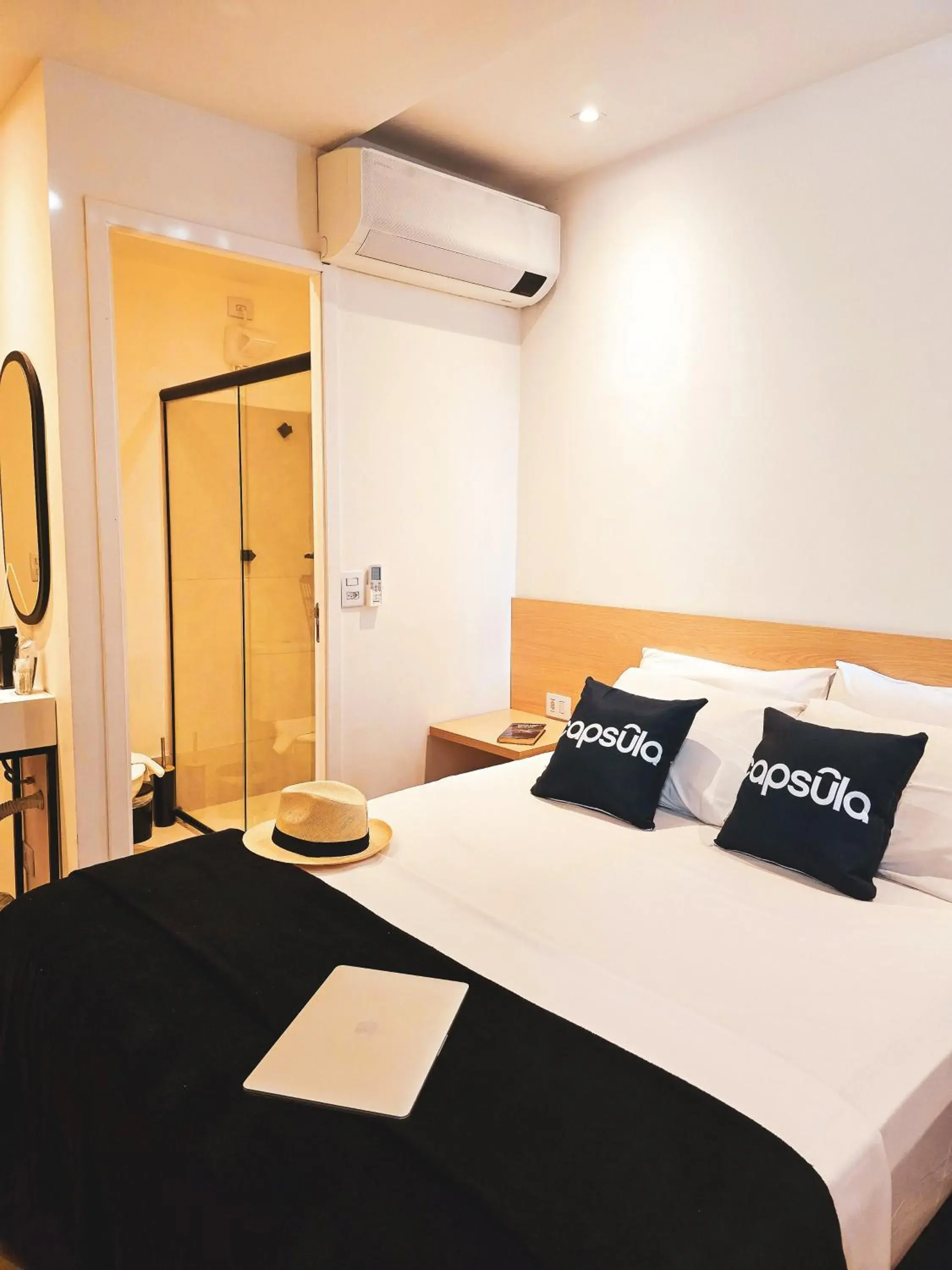 Double Room with Private Bathroom in Capsula Hotel Sao Paulo - Paulista Double Room with Private Bathroom in Capsula Hotel Sao Paulo - Paulista