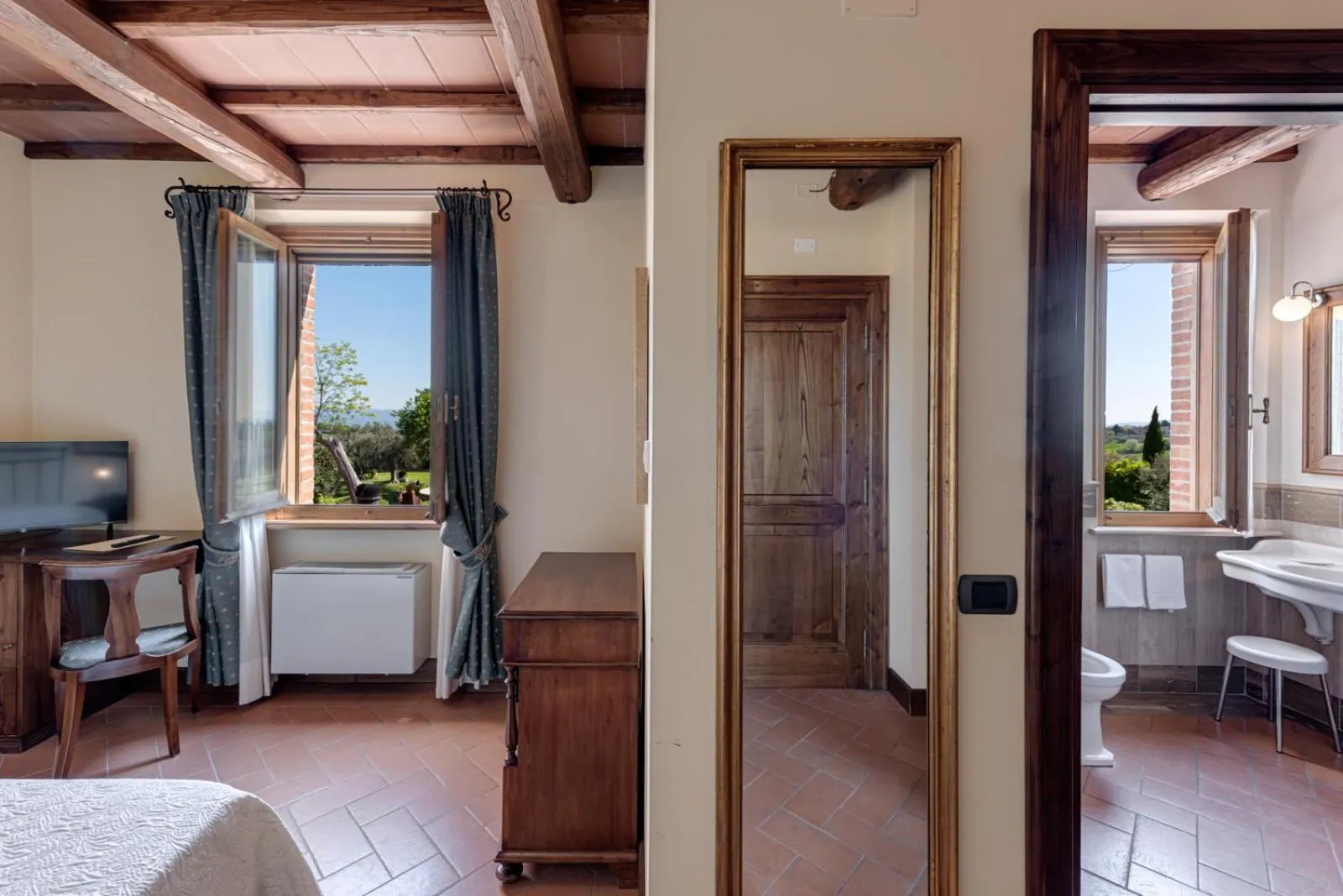 Bed in Locanda Poggioleone