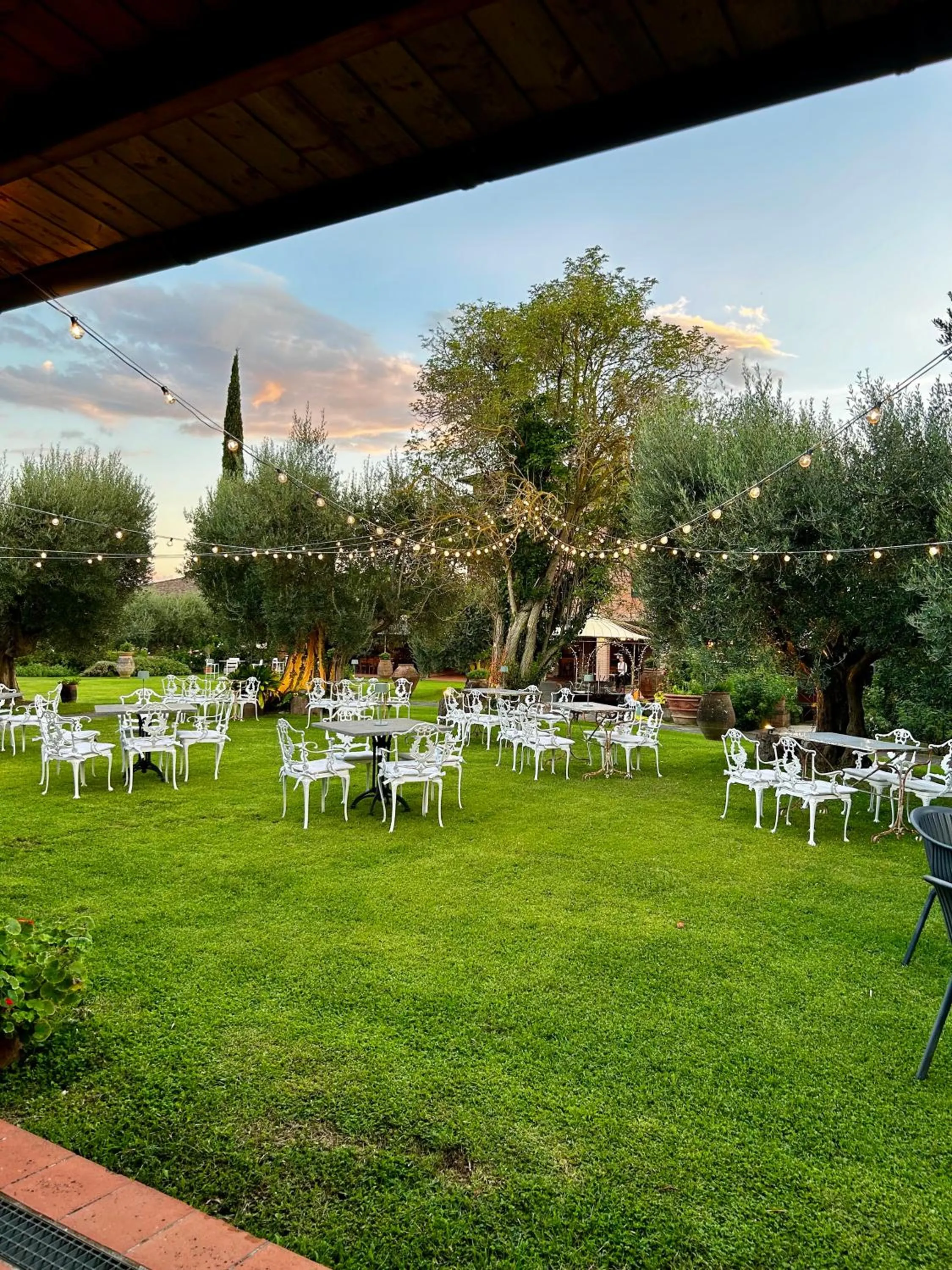 Restaurant/places to eat in Locanda Poggioleone