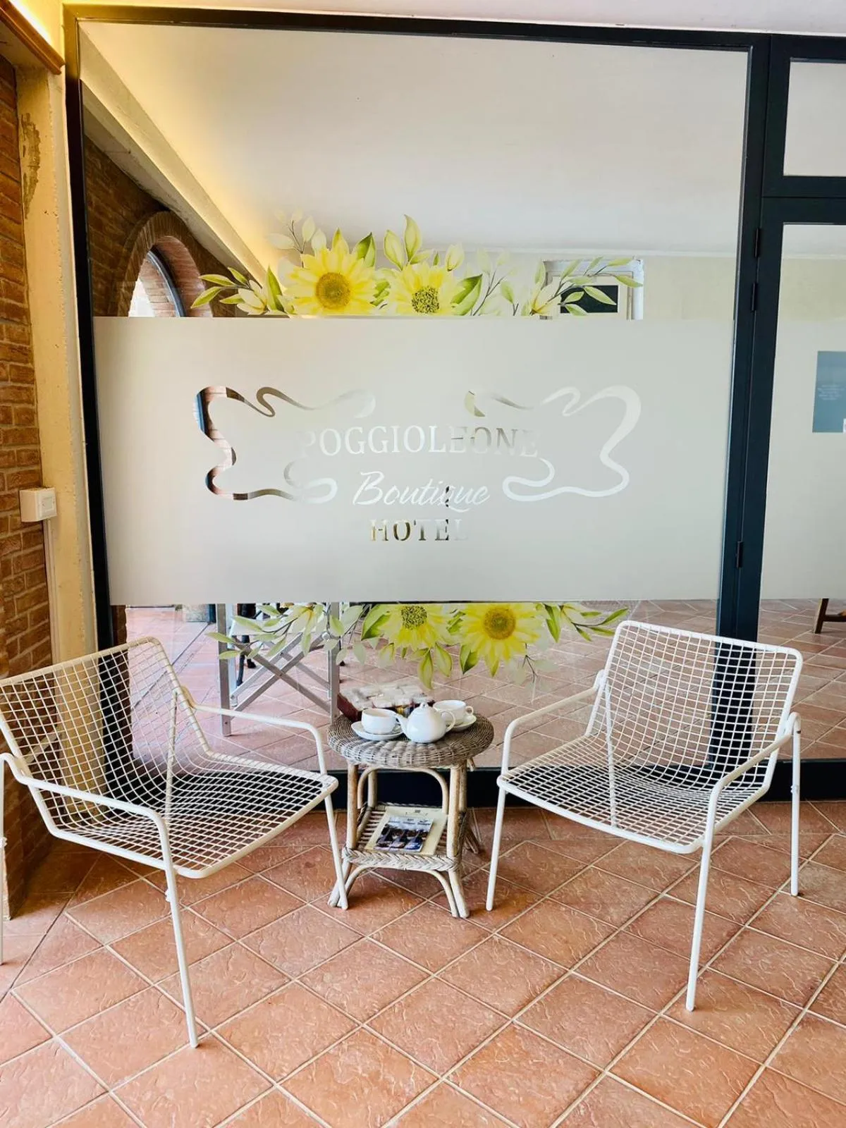 Hot Tub in Locanda Poggioleone