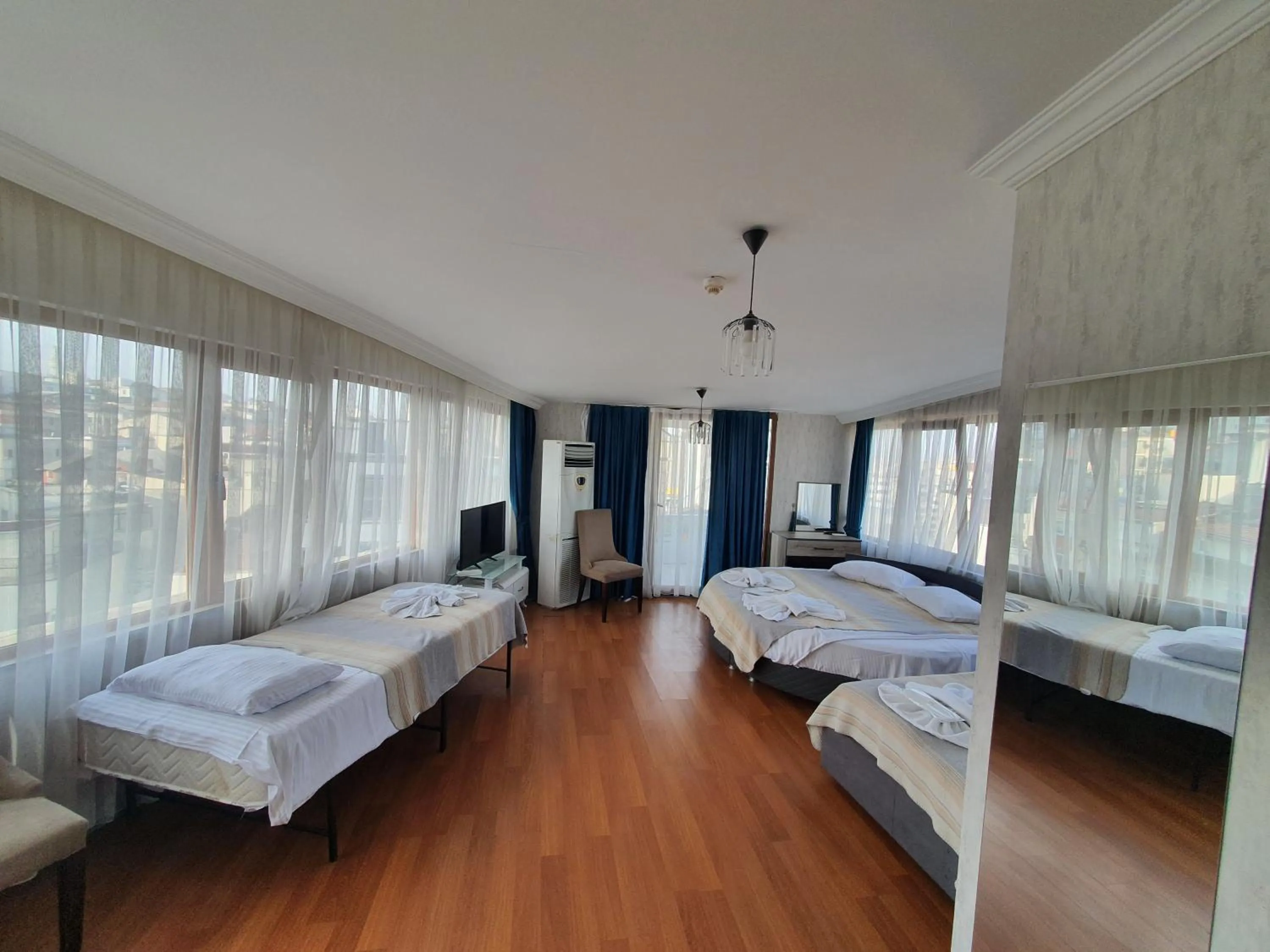 Photo of the whole room, Bed in Omega Luxx Hotel
