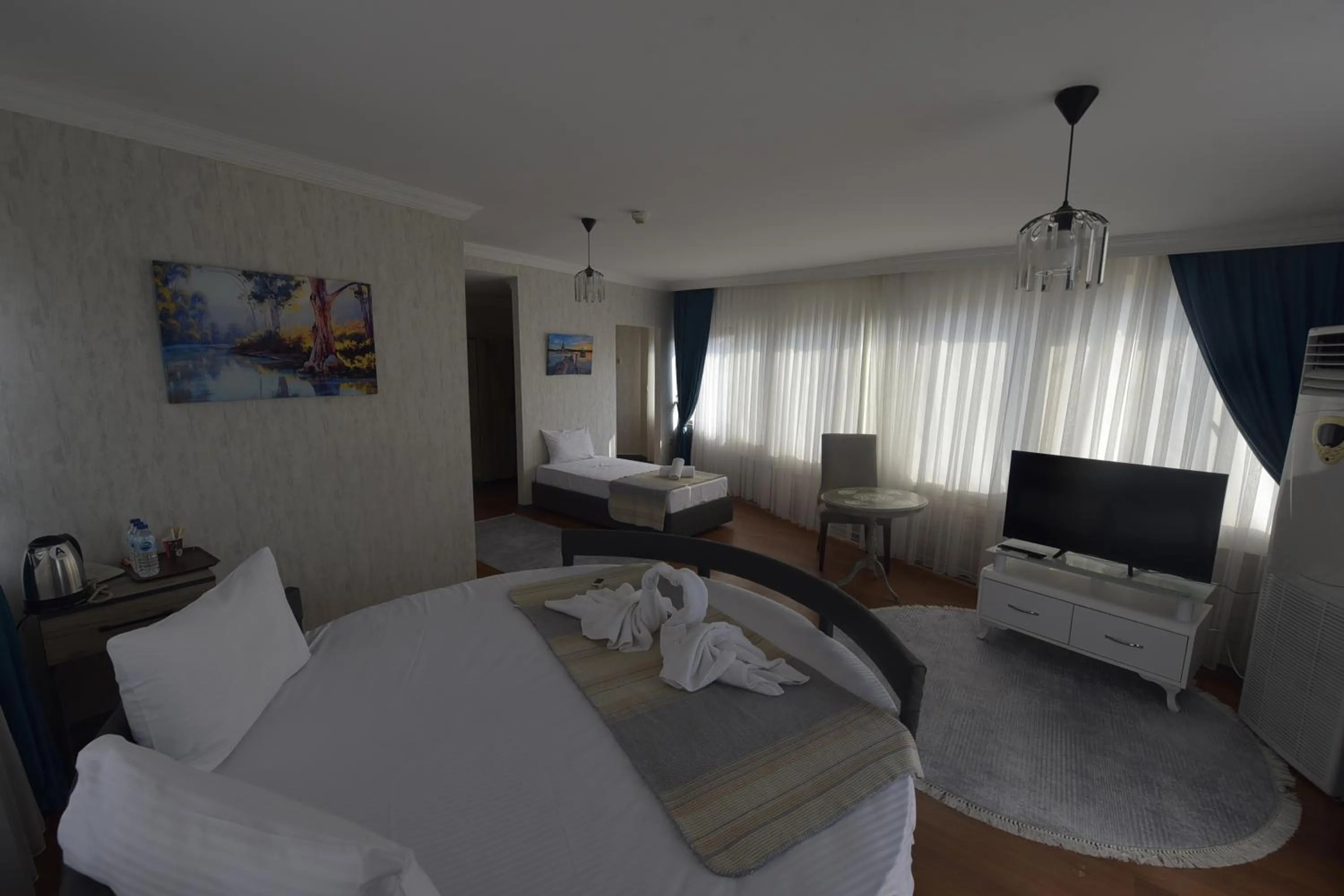 Property building, Bed in Omega Luxx Hotel