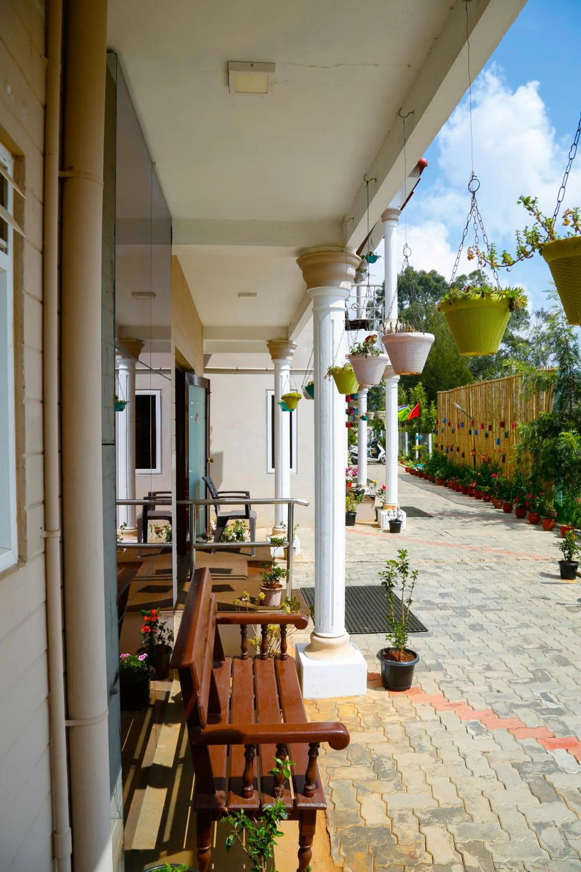 Patio in Paradise Perfect - Nonsmoking Non alcoholic No unmarried couples
