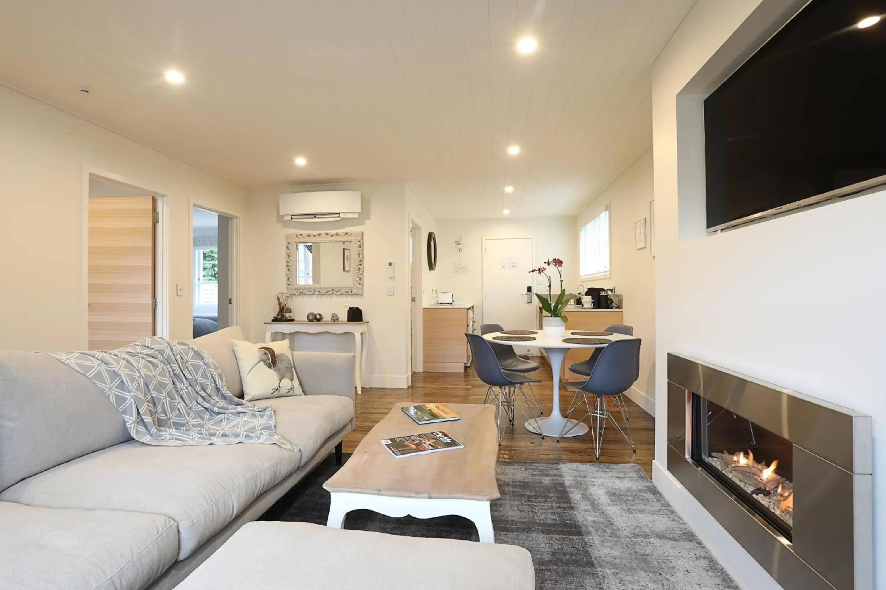 Two-Bedroom Apartment in The Lodges At Transport World Two-Bedroom Apartment in The Lodges At Transport World