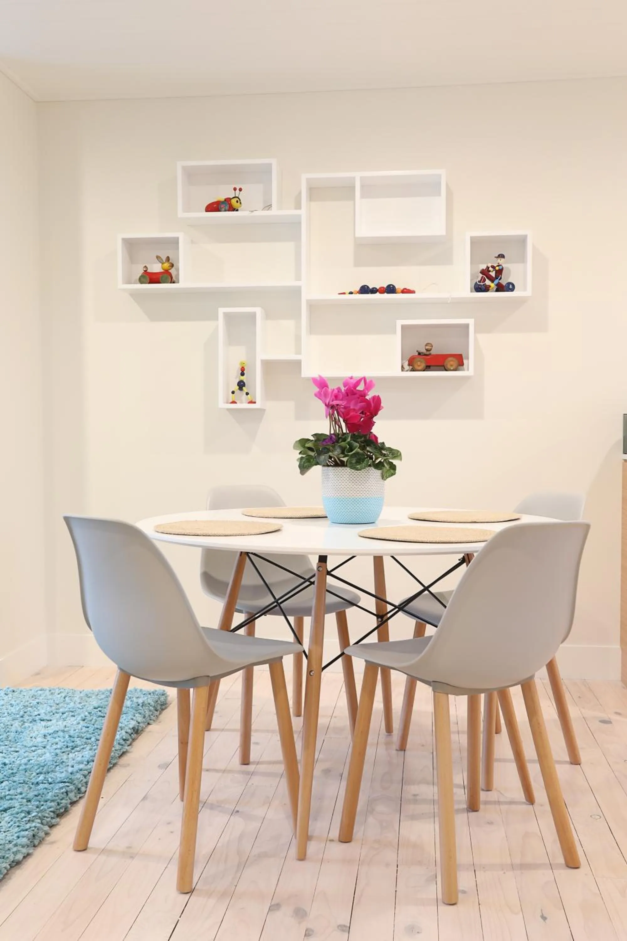 Dining area in The Lodges At Transport World