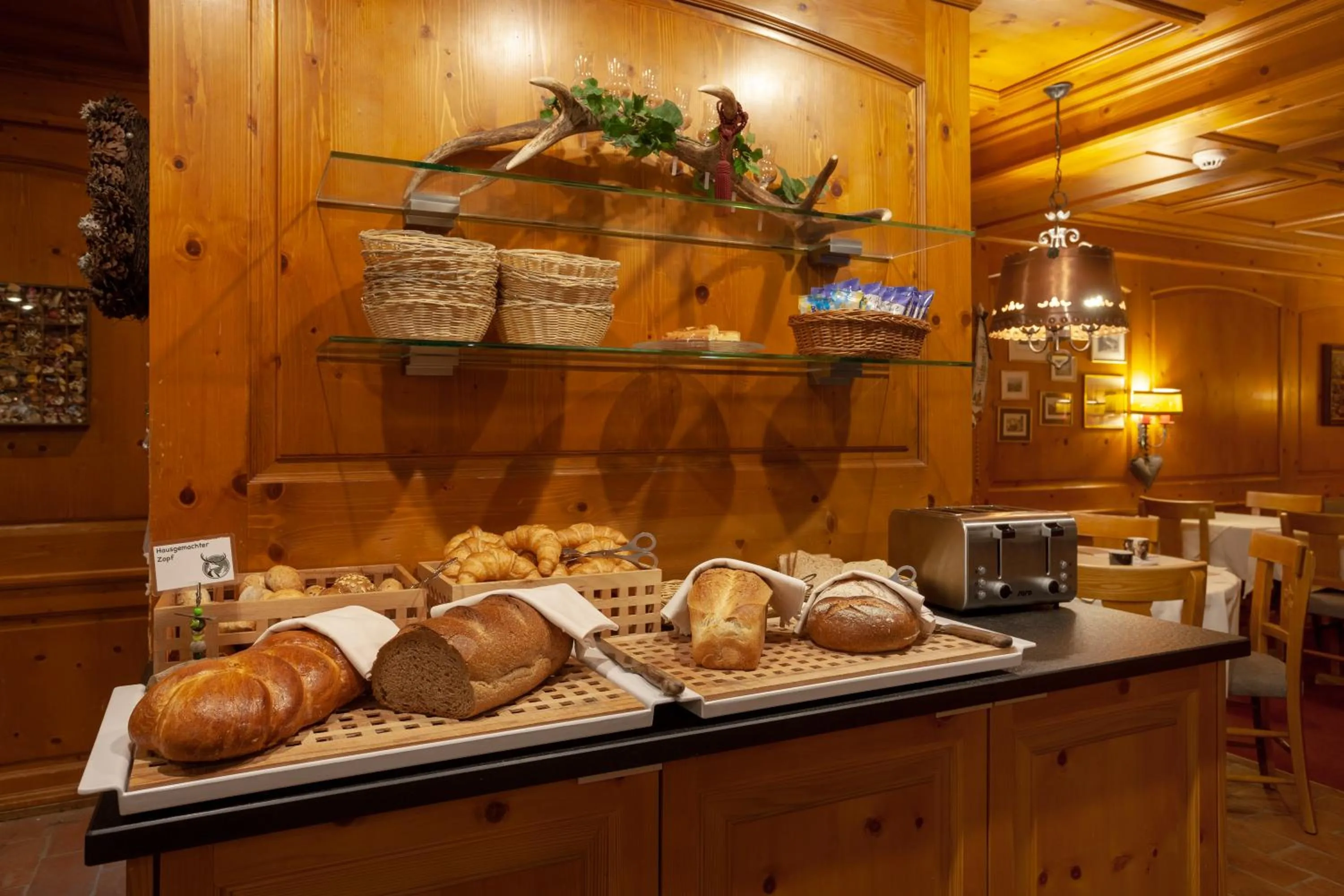 Buffet breakfast in Hotel Jägerhof