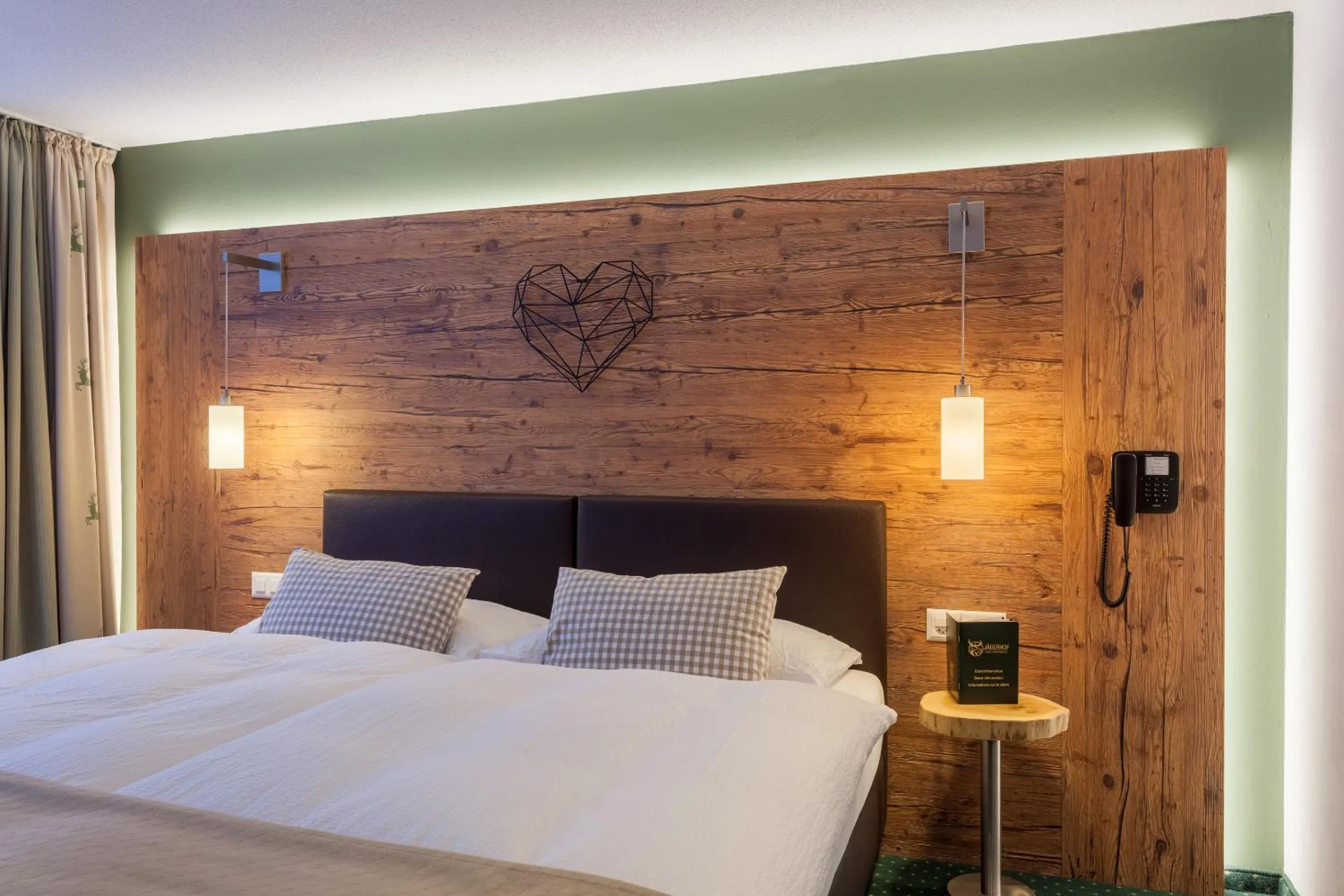 Bed in Hotel Jägerhof