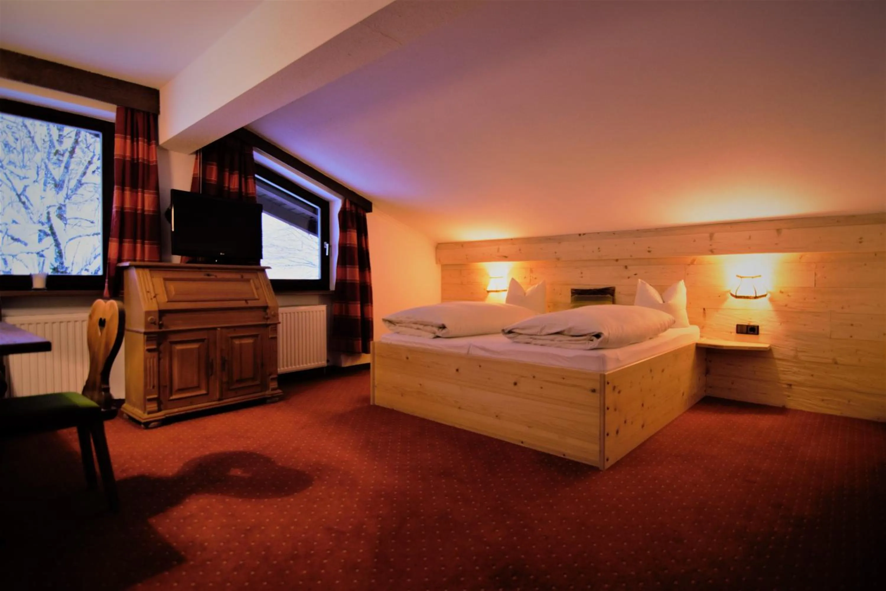 Photo of the whole room, Bed in Hotel Berghof